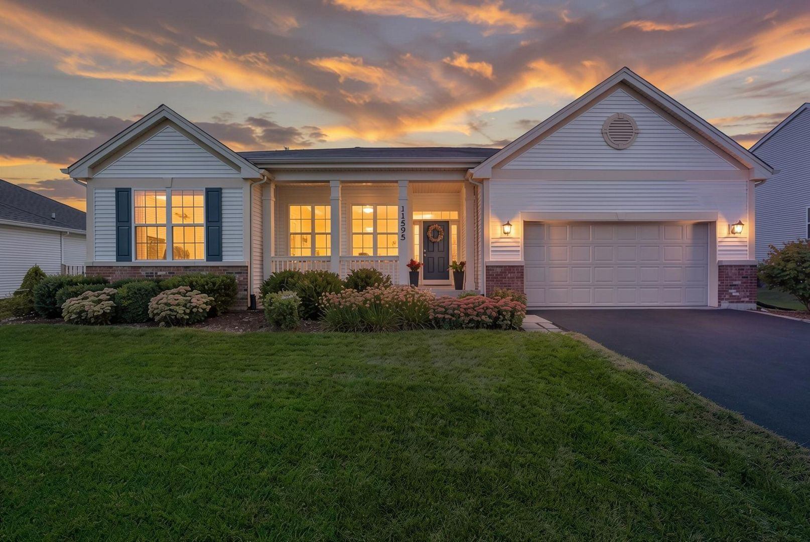 11595 Richmond Lane, Huntley IL 60142