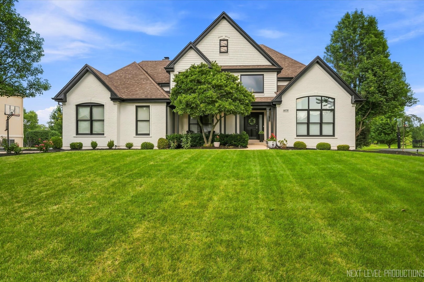 4070 Meadow View Drive, St. Charles IL 60175