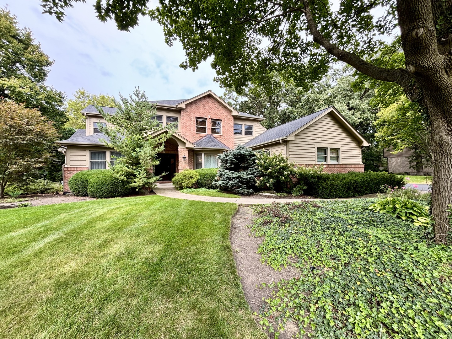 7417 Inverway Drive, Lakewood IL 60014