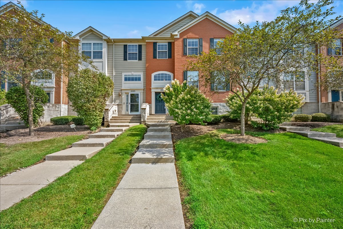 1005 Alberta Road, Elgin IL 60124