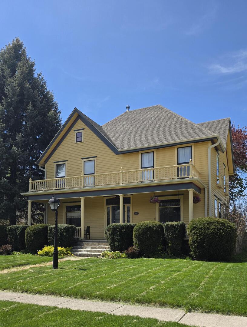 10815 N Woodstock Street, Huntley IL 60142