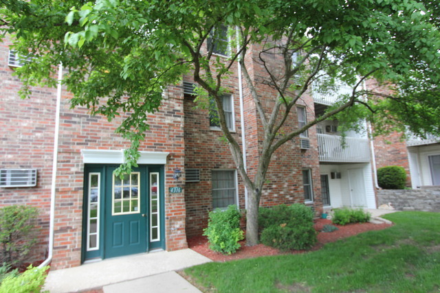 4316 W Shamrock Lane Unit 2D, Mchenry IL 60050