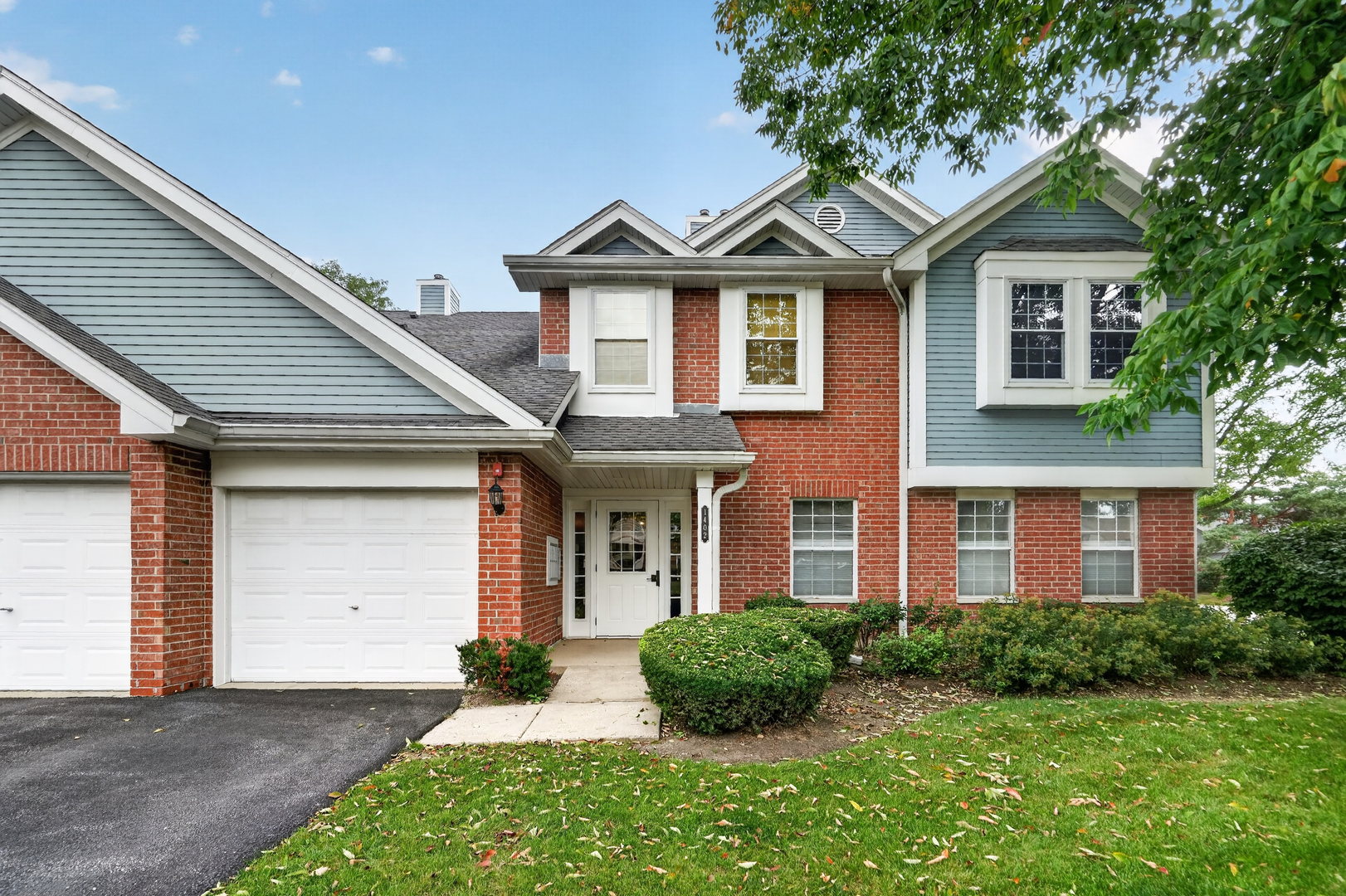1402 W Hawkes Street Unit 3, Arlington Heights IL 60004