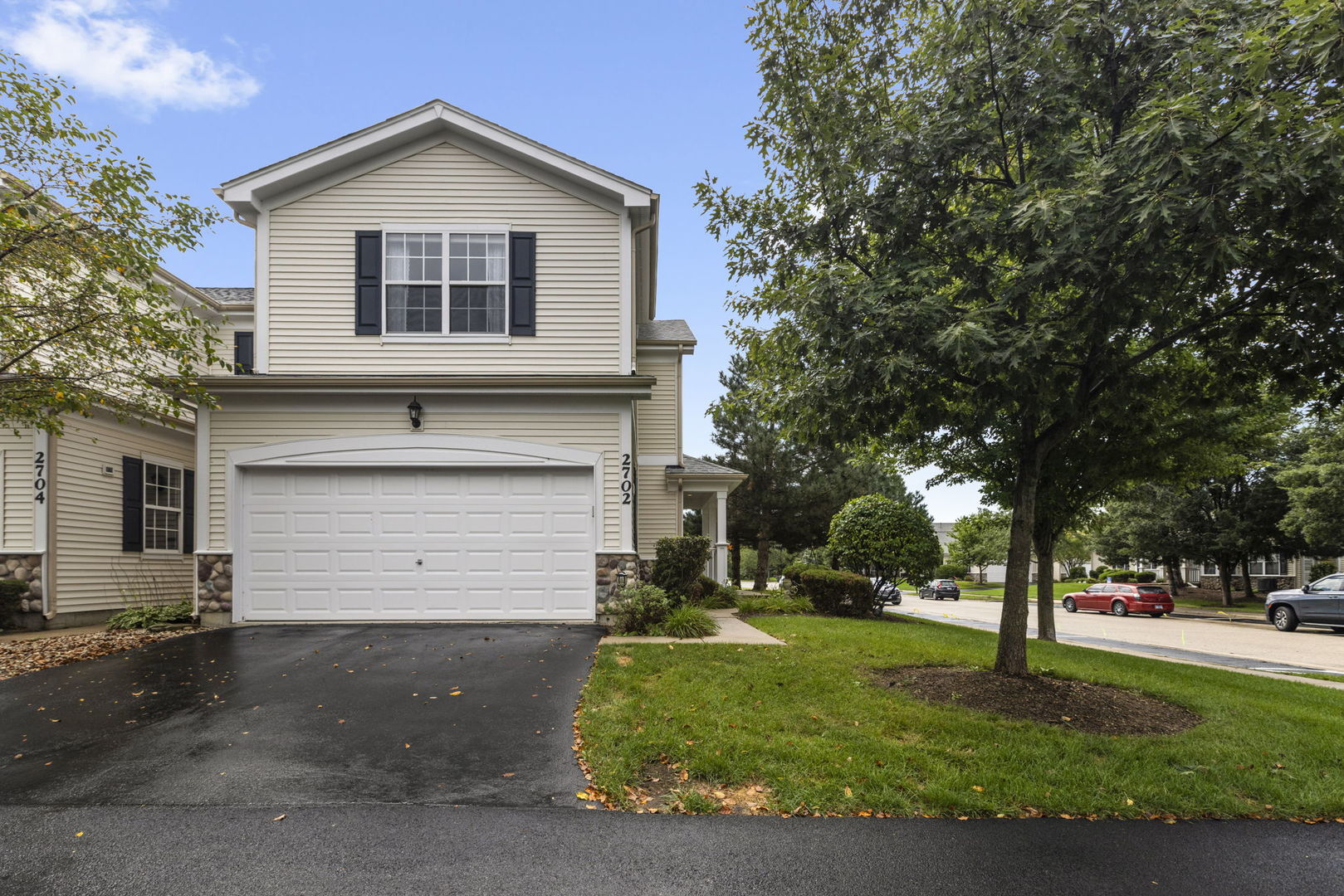 2702 Kendall Crossing, Mchenry IL 60051