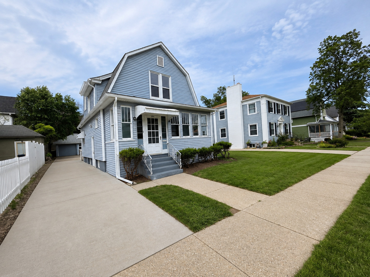 506 Barrett Street, Elgin IL 60120