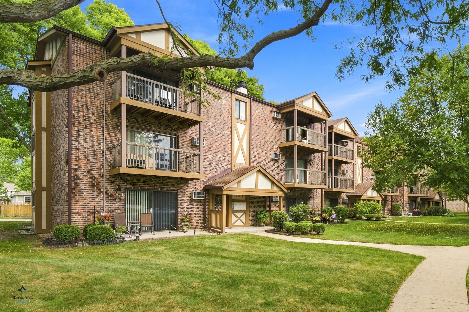 753 S Dwyer Avenue Unit C, Arlington Heights IL 60005