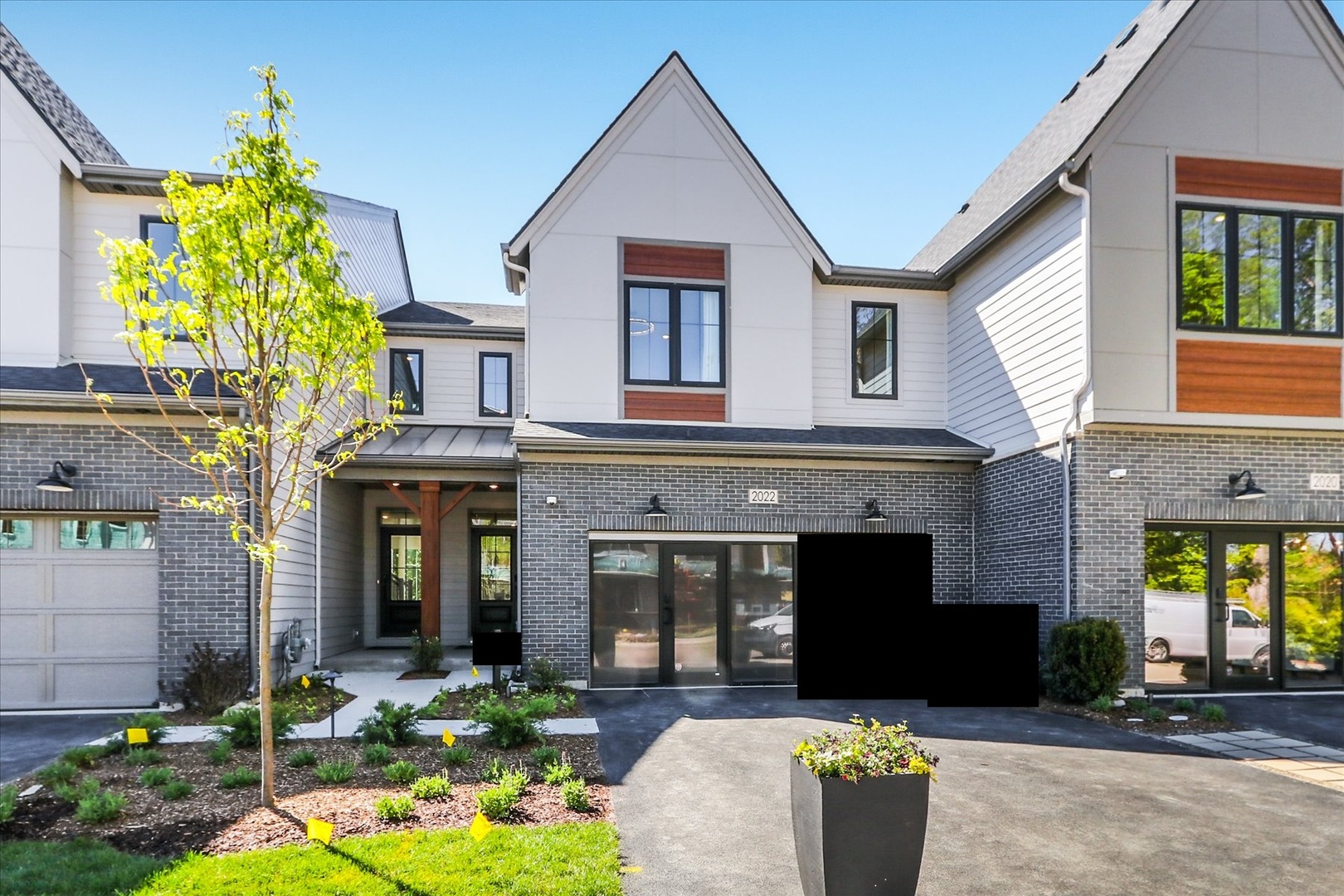 2054 Iron Ridge Lane, Naperville IL 60563