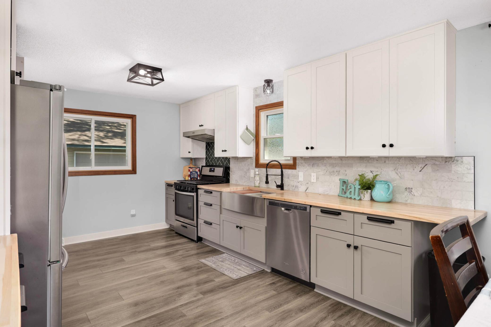 20450 Dodd Boulevard, Lakeville MN 55044
