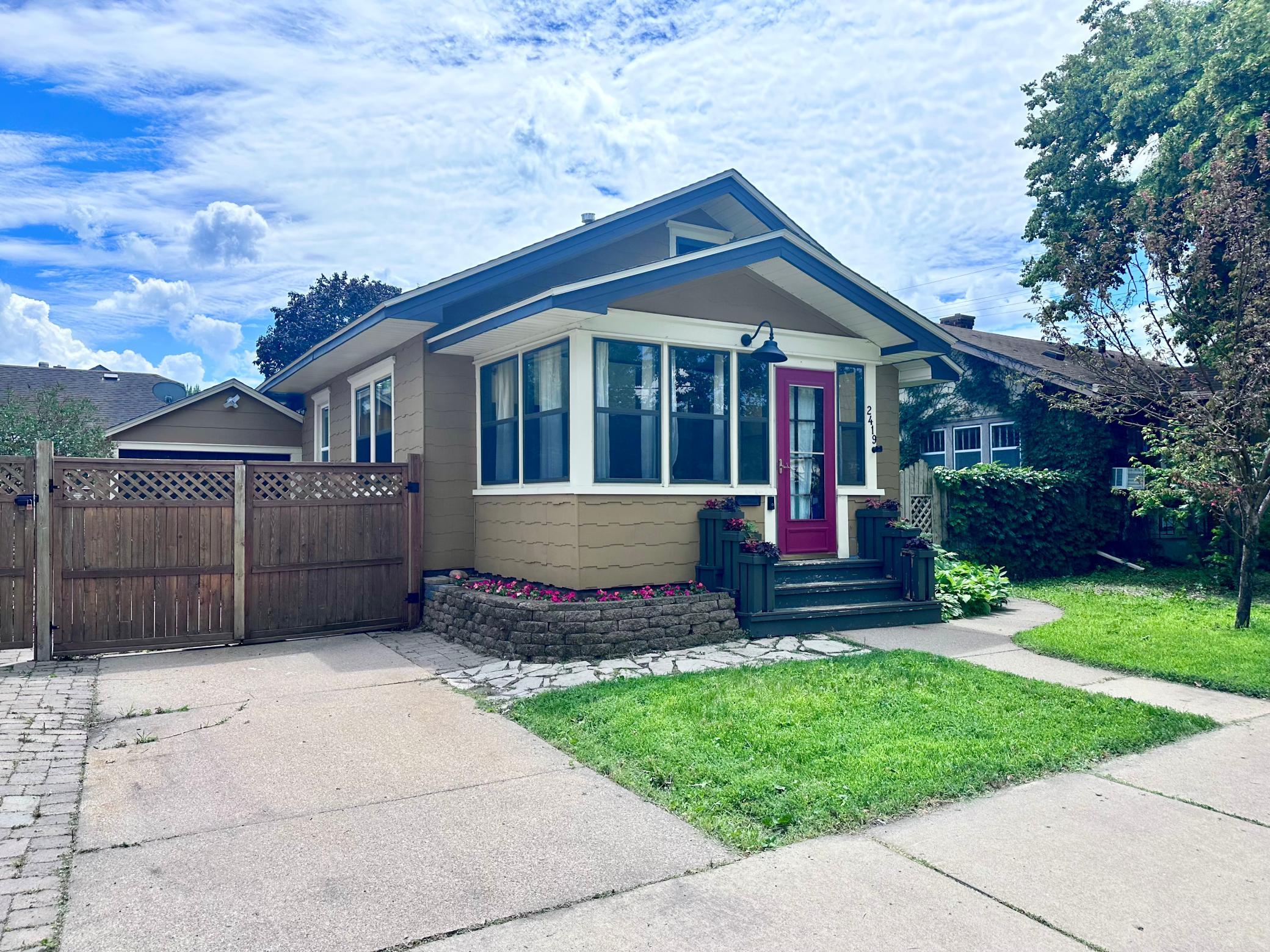 2419 E 38th Street, Minneapolis MN 55406