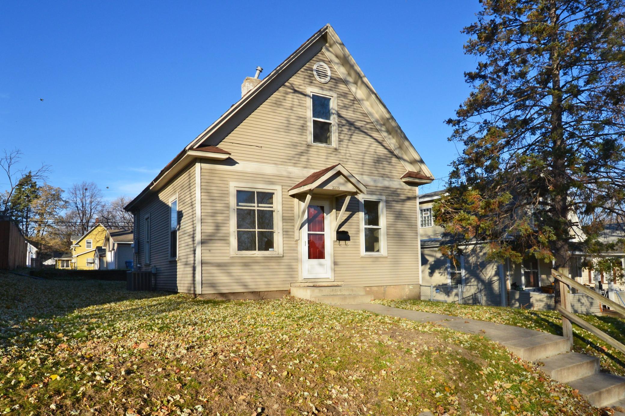3335 Sheridan Avenue N, Minneapolis MN 55412