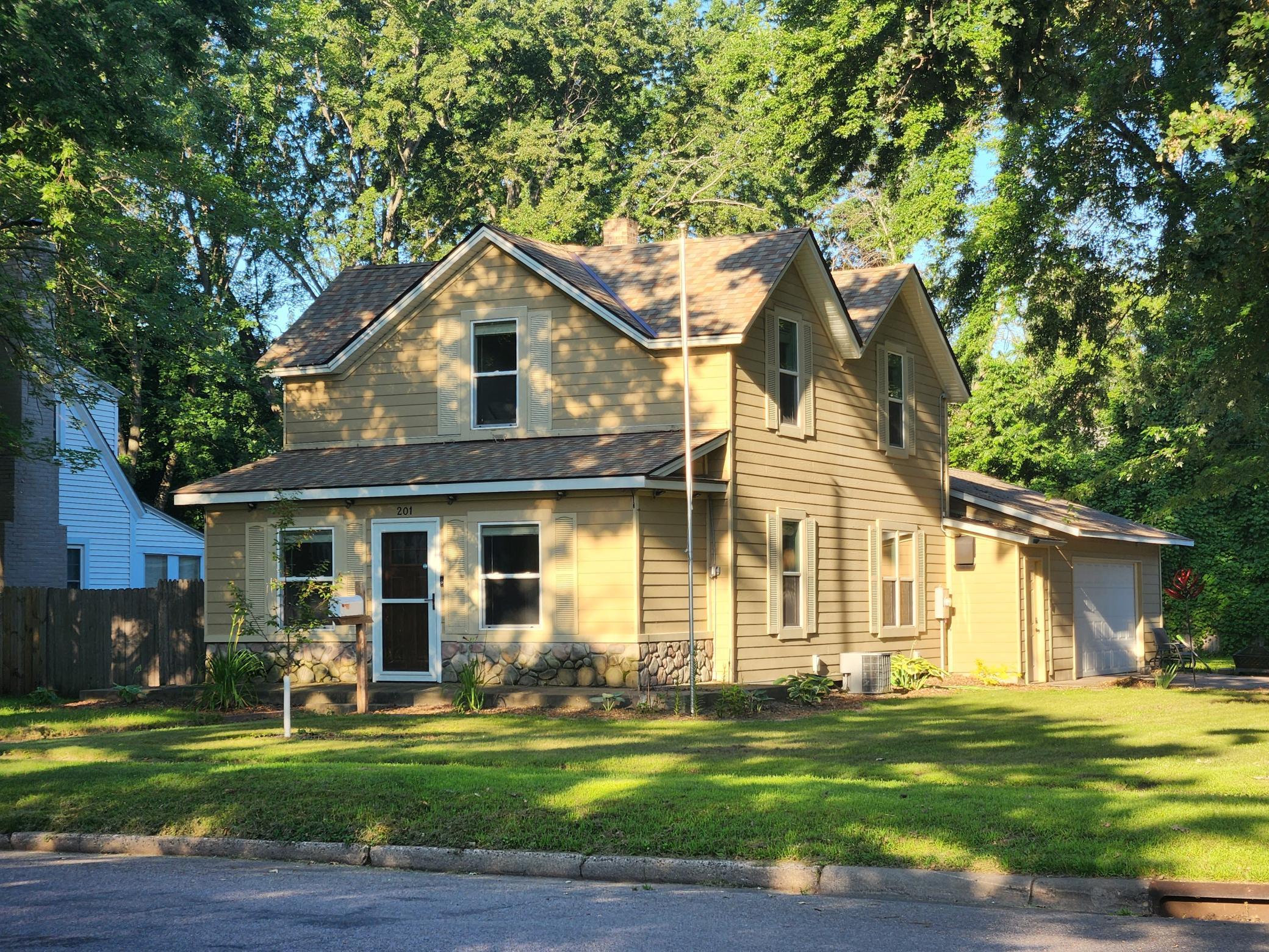 201 8th Avenue S, Princeton MN 55371