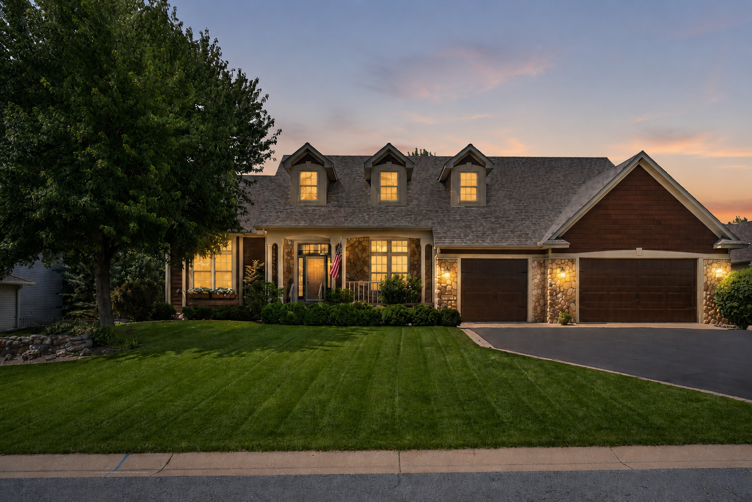 19081 Inndale Drive, Lakeville MN 55044