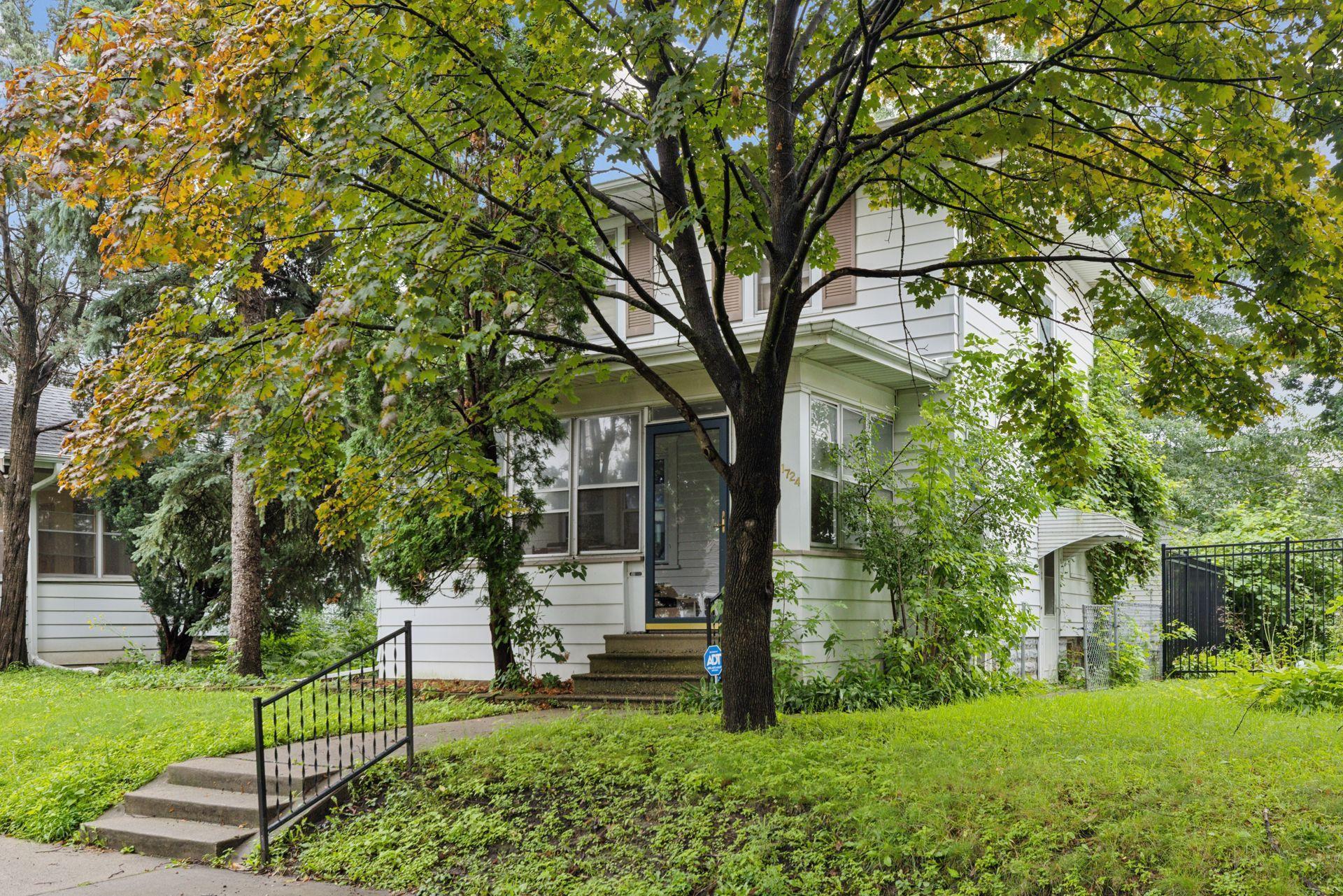 1724 James Avenue, Saint Paul MN 55105