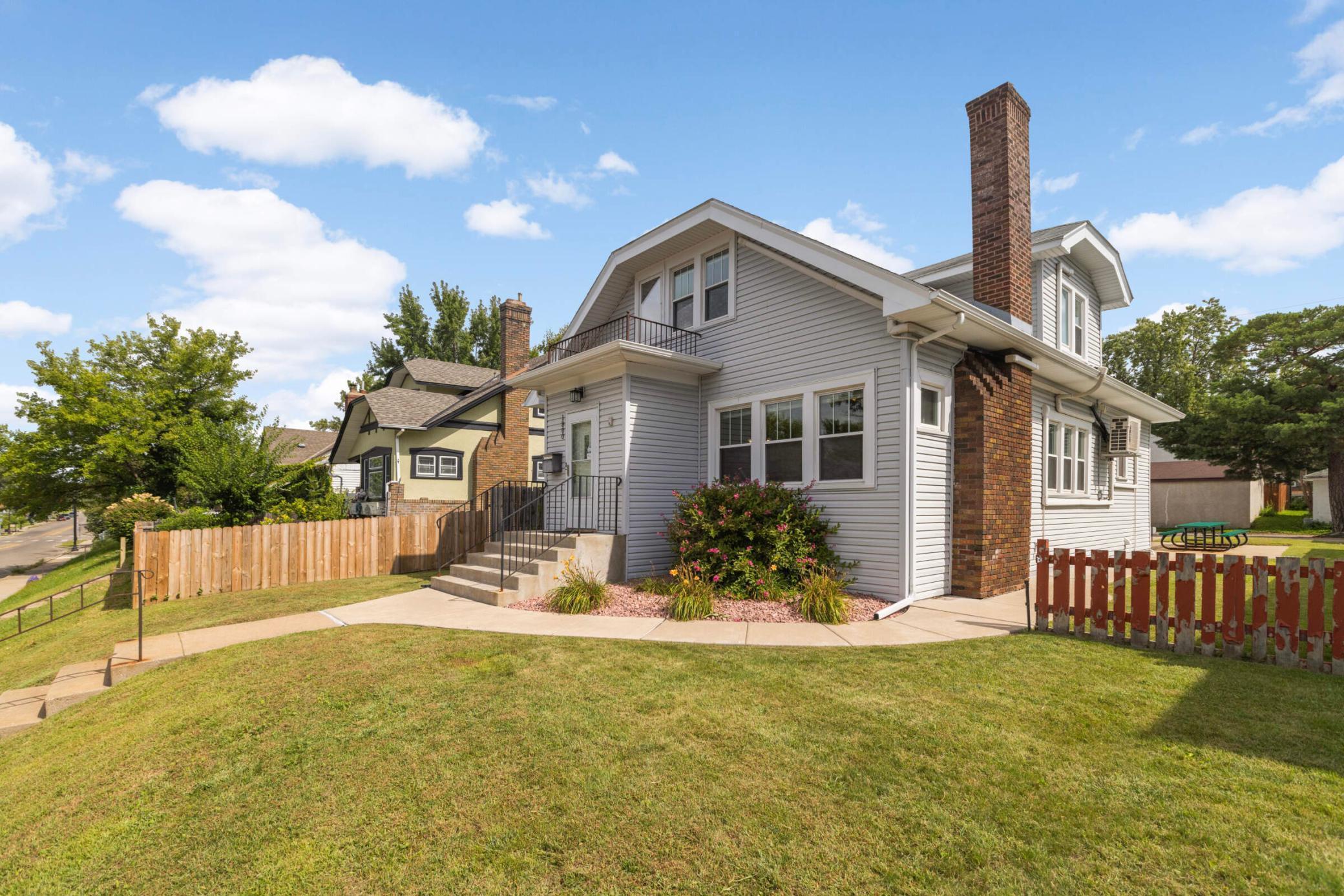 1800 Penn Avenue N, Minneapolis MN 55411