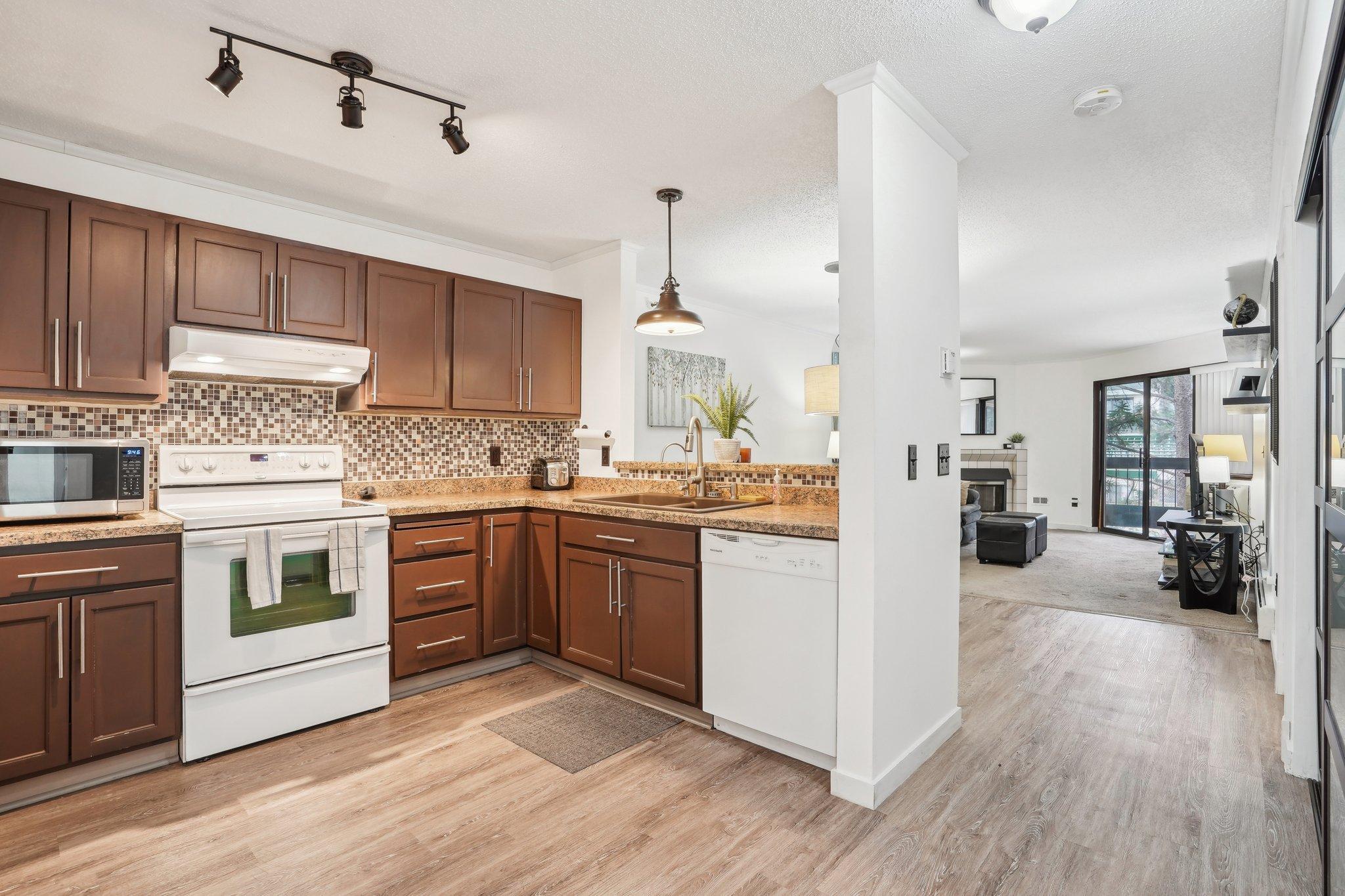 7621 Edinborough Way Unit 2201, Edina MN 55435