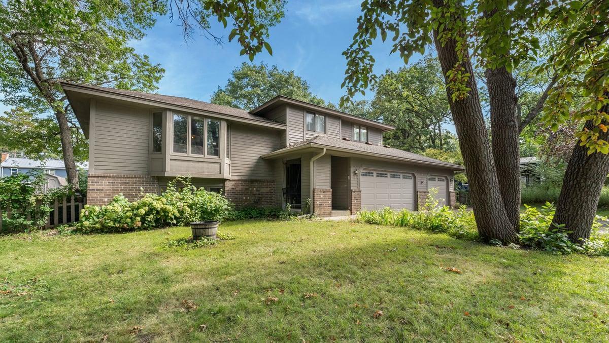 2540 Holly Street S, Cambridge MN 55008