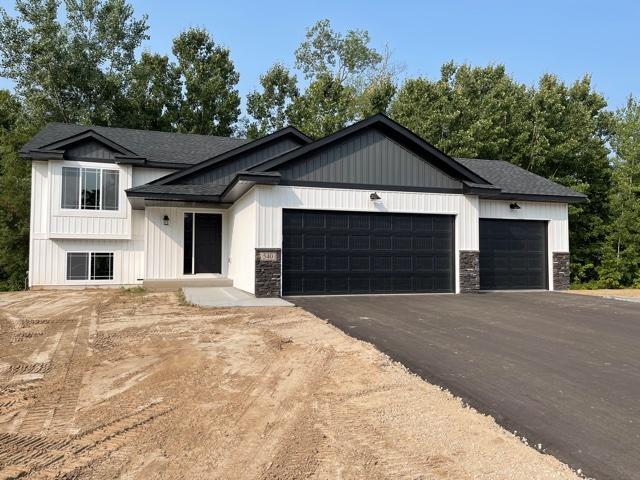 1437 34th Avenue SW, Cambridge MN 55008