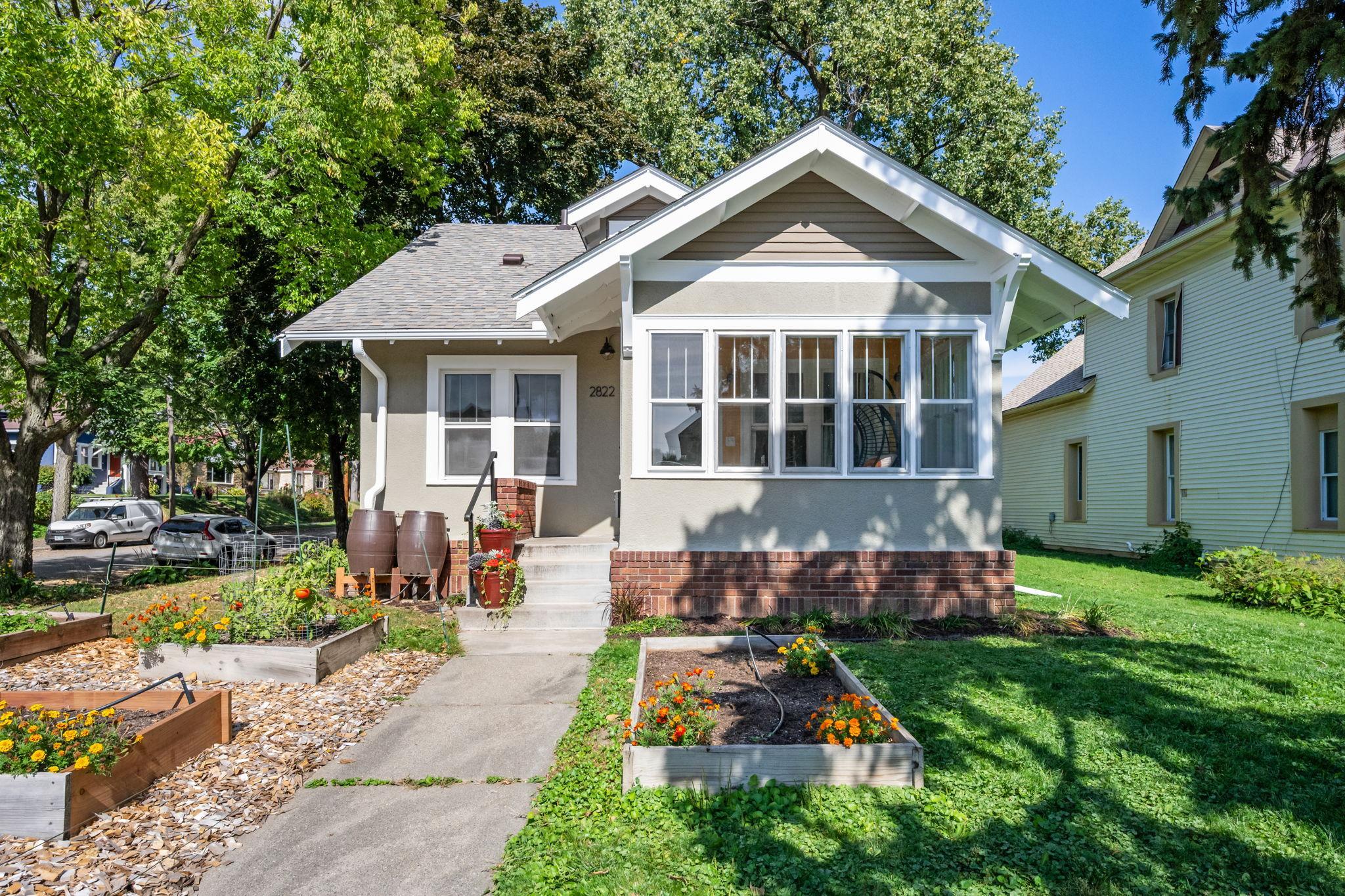 2822 Golden Valley Road, Minneapolis MN 55411