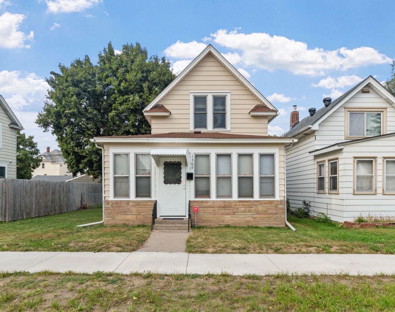 1367 Minnehaha Avenue E, Saint Paul MN 55106