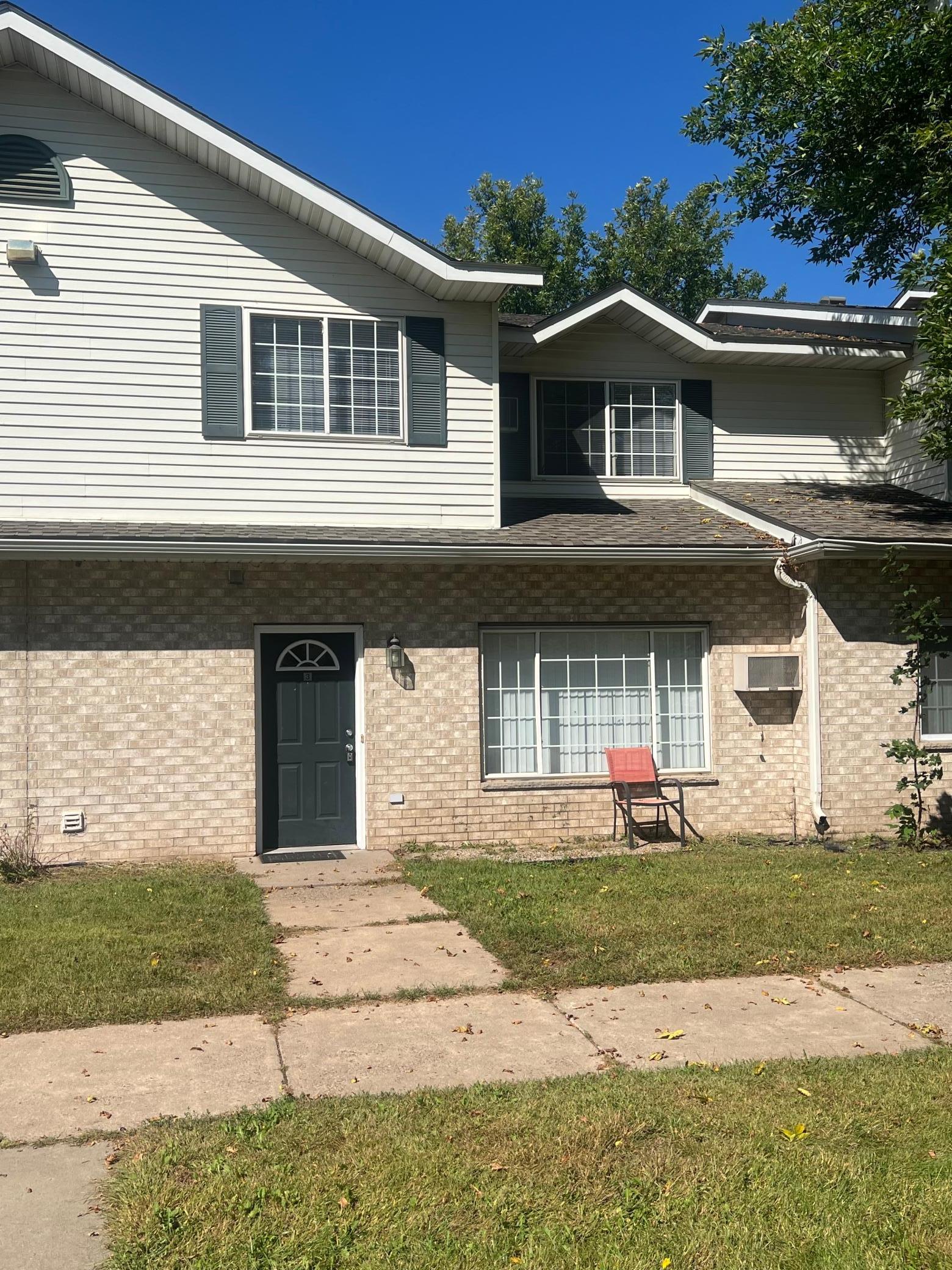 1259 Taylor Street Unit 3, Shakopee MN 55379