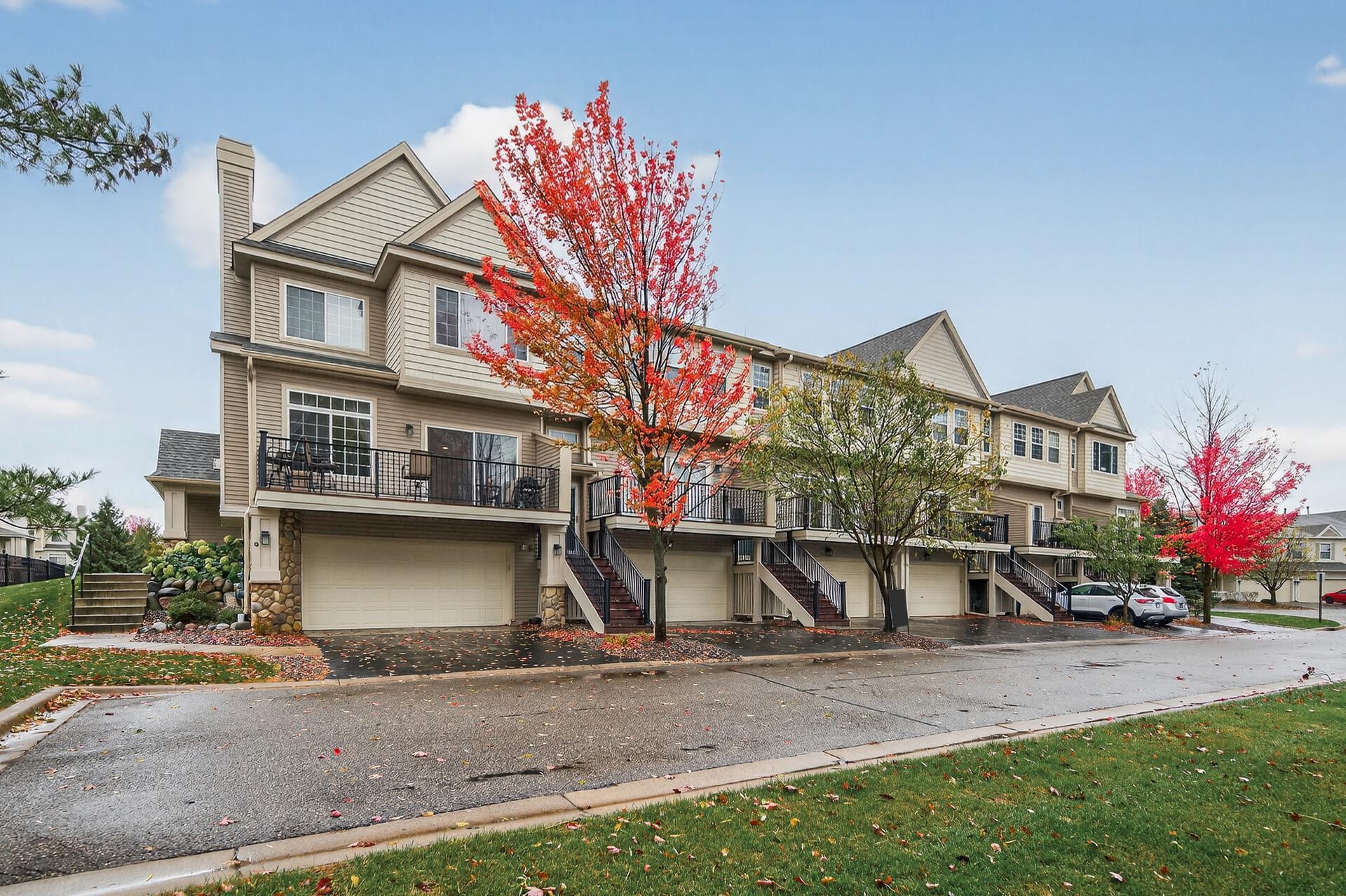 11221 Aberdeen Street NE Unit I, Blaine MN 55449