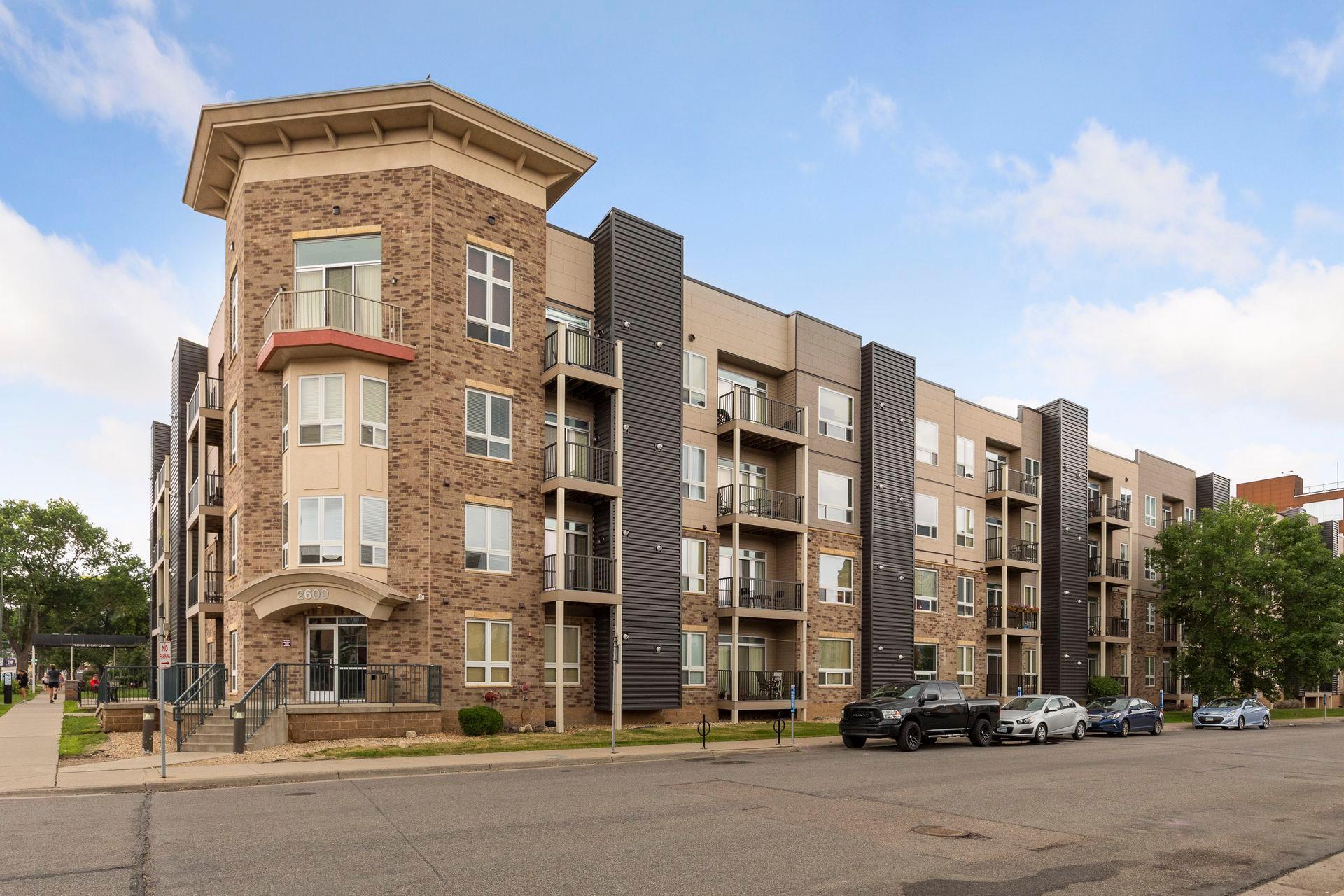 2600 University Avenue SE Unit 105, Minneapolis MN 55414