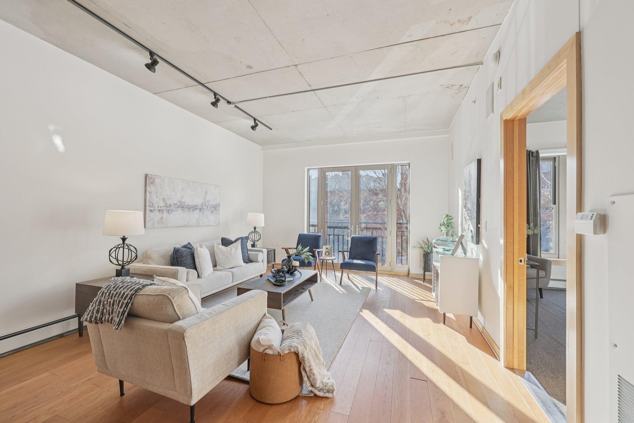 212 1st Street N Unit 202, Minneapolis MN 55401