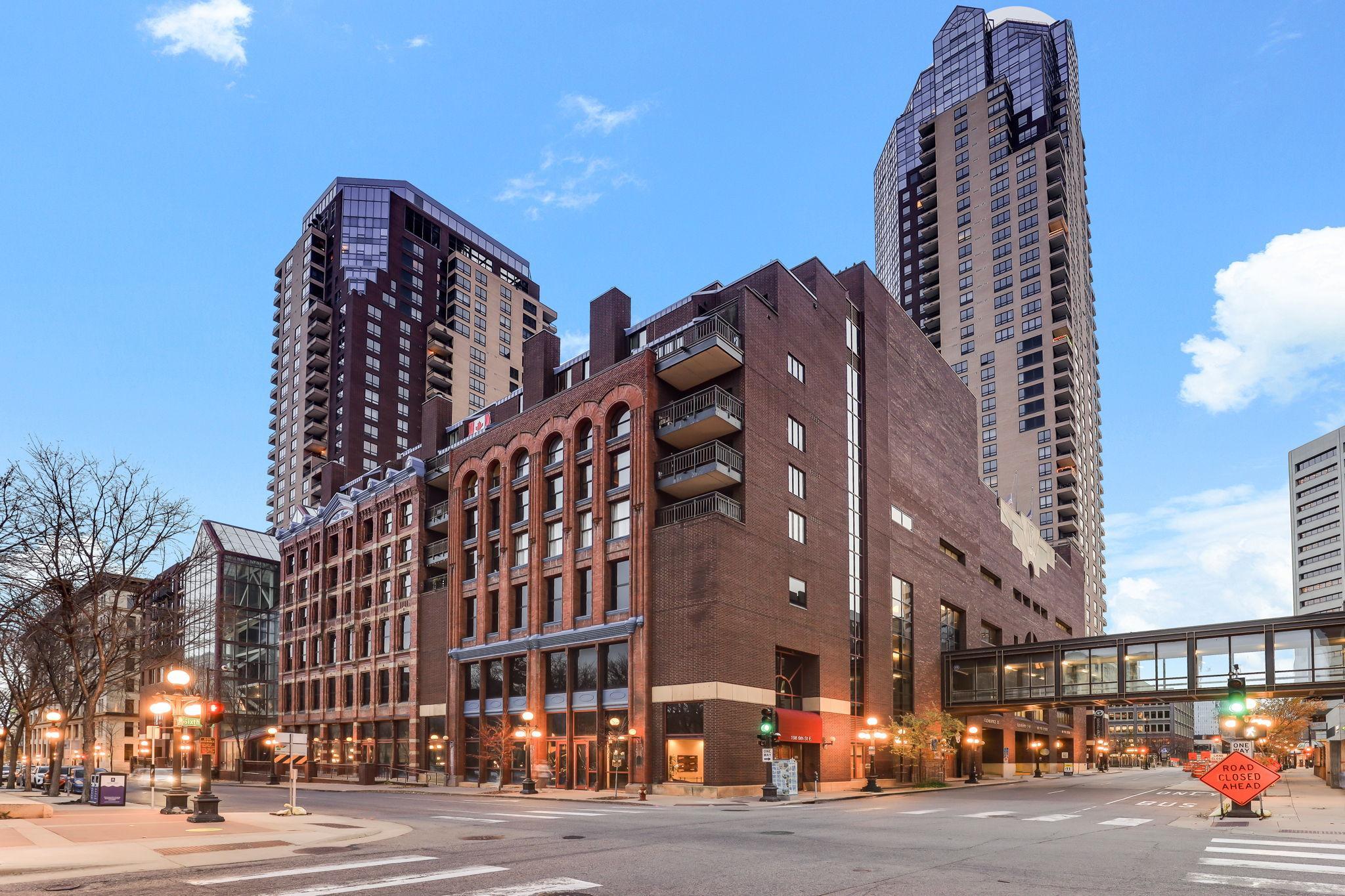 198 6th Street E Unit 501, Saint Paul MN 55101