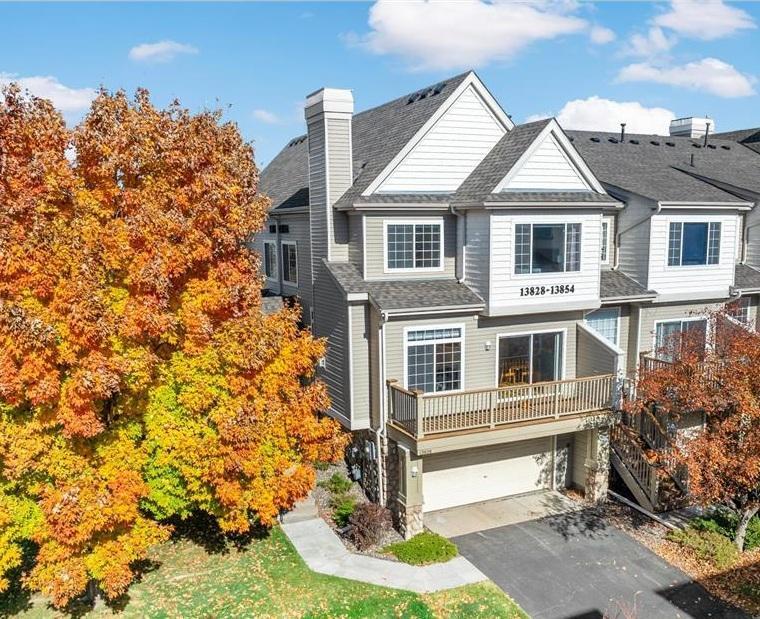 13828 52nd Avenue N, Plymouth MN 55446