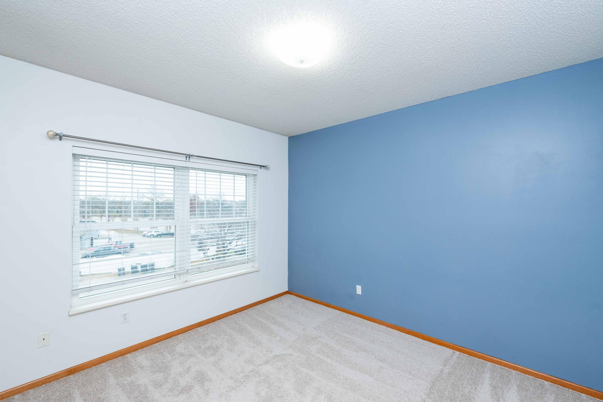 4824 E 53rd Street Unit 322, Minneapolis MN 55417