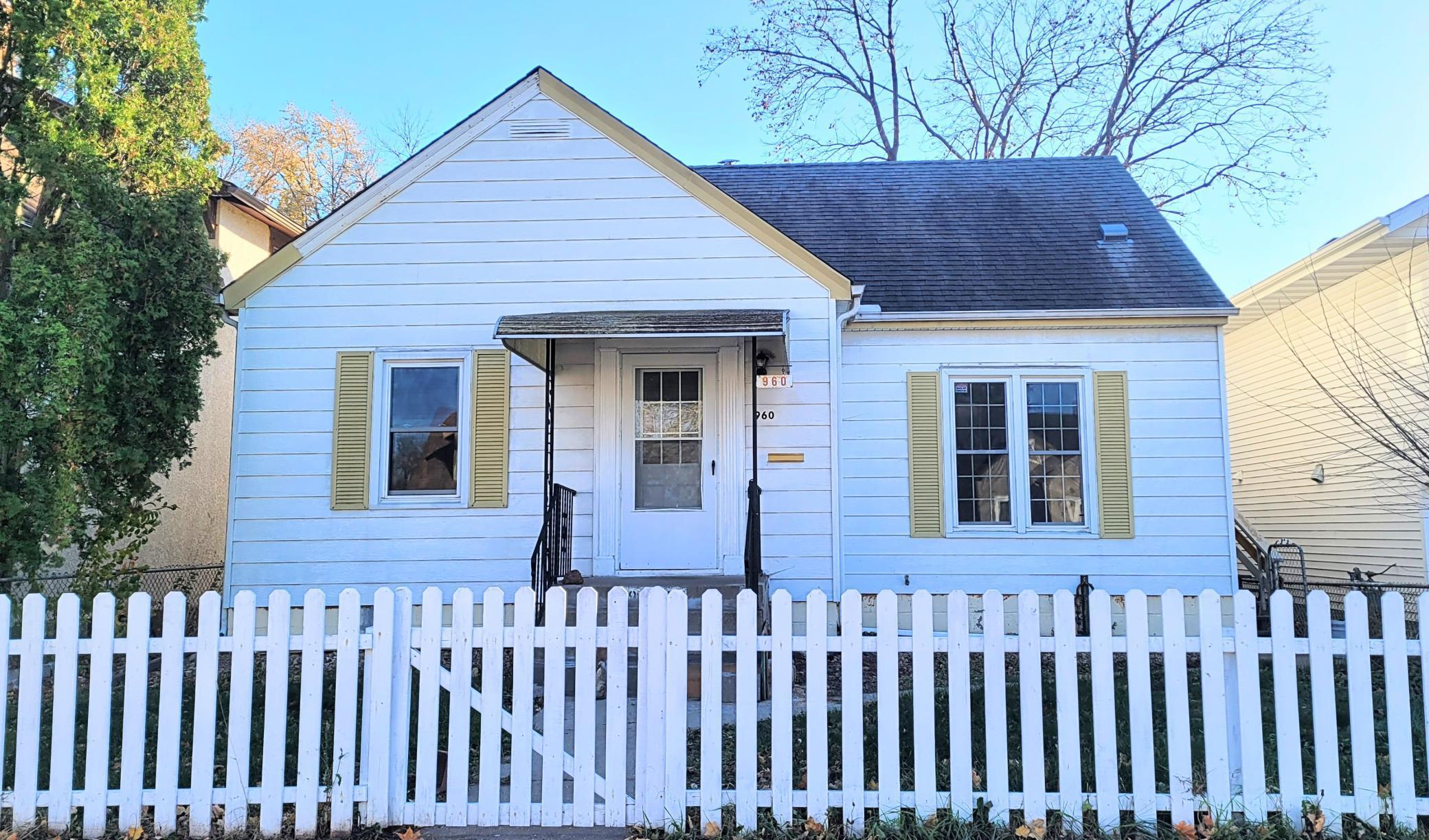 960 Geranium Avenue E, Saint Paul MN 55106