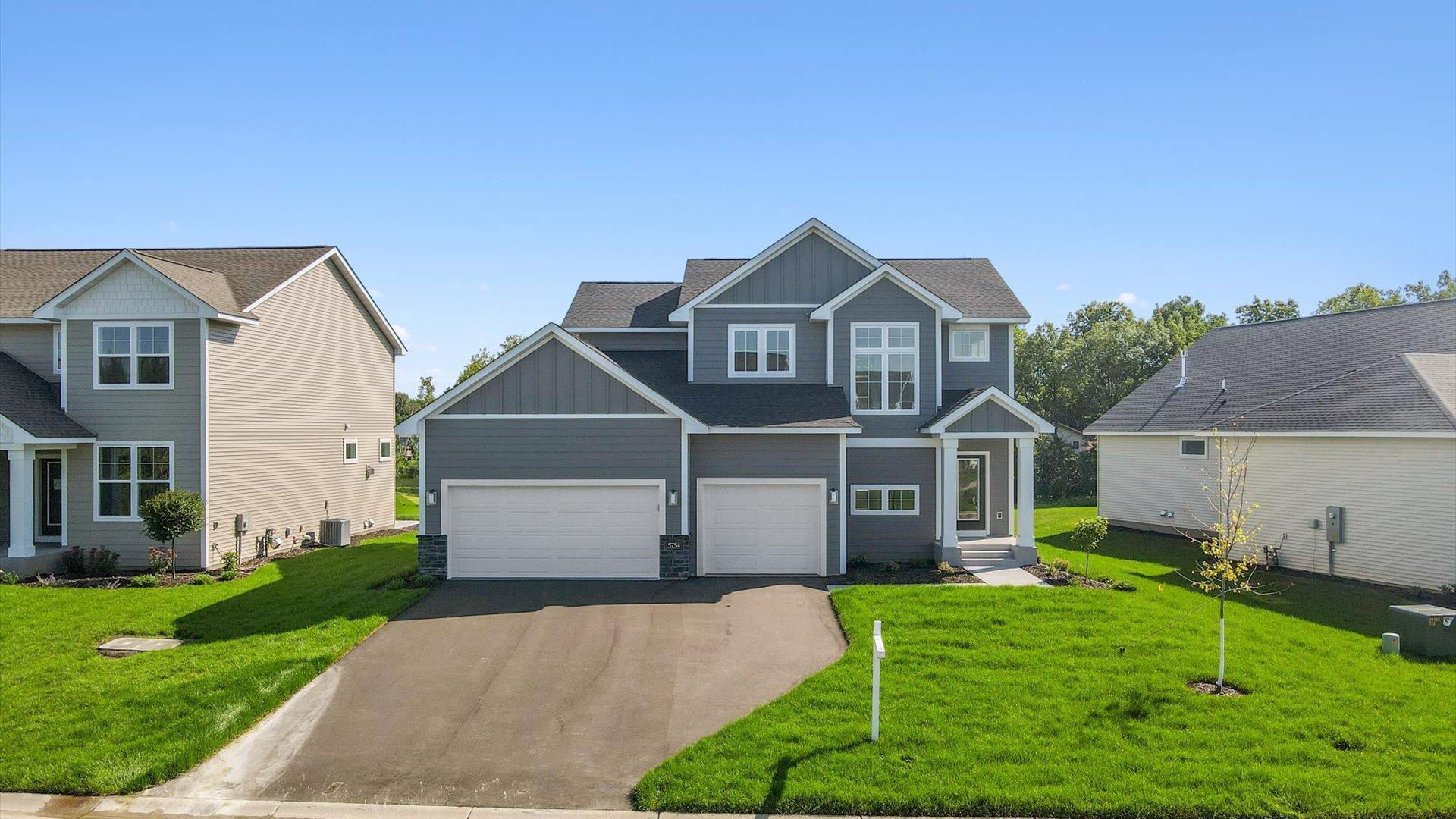 4814 128th Circle NE, Blaine MN 55449