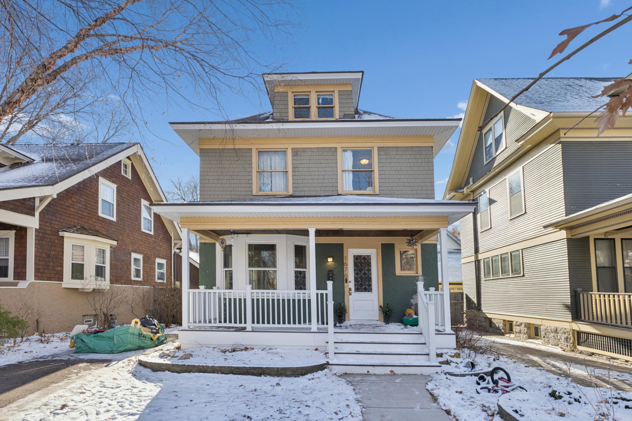 1676 Hague Avenue, Saint Paul MN 55104