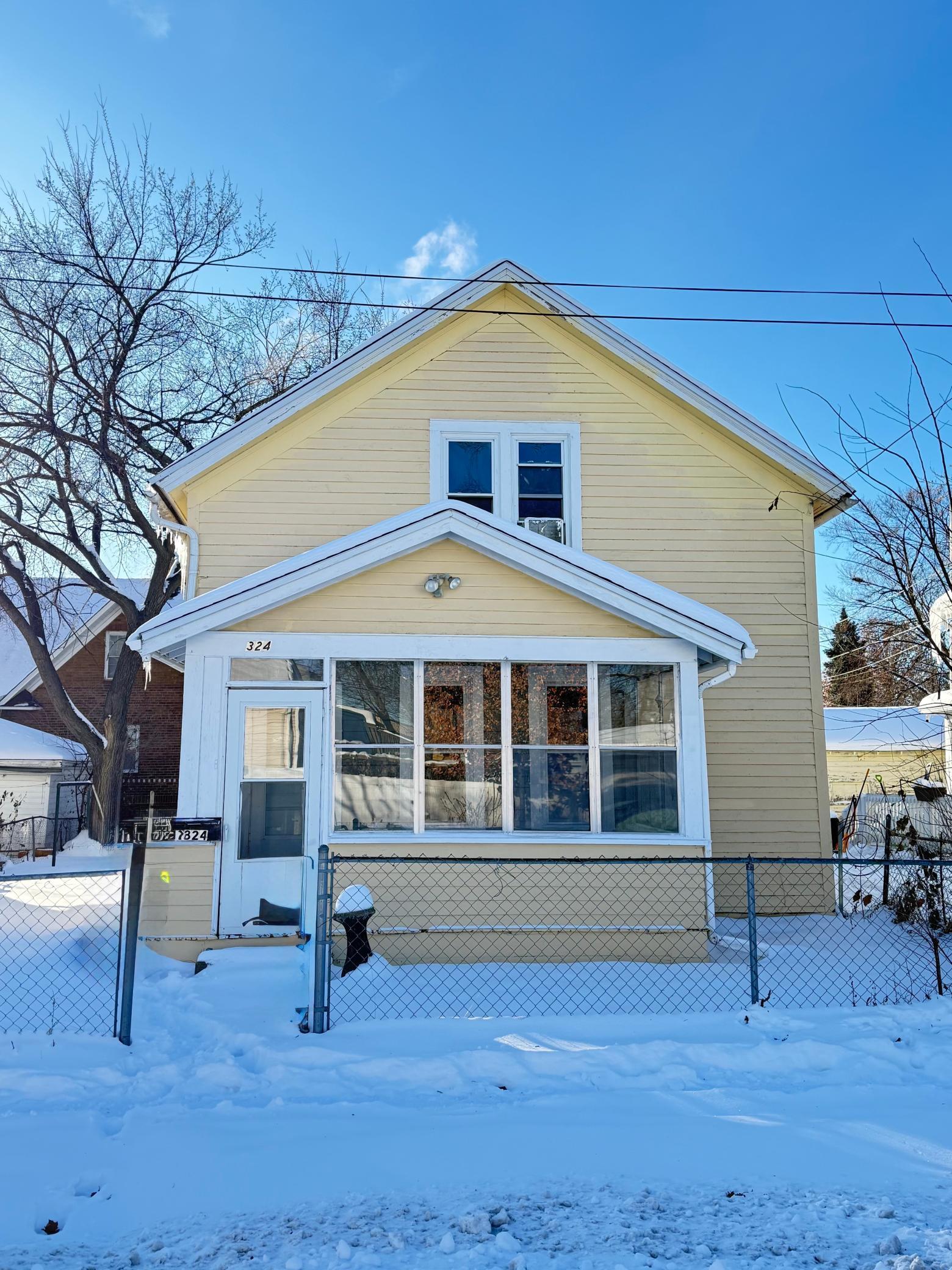 324 Van Buren Avenue, Saint Paul MN 55103