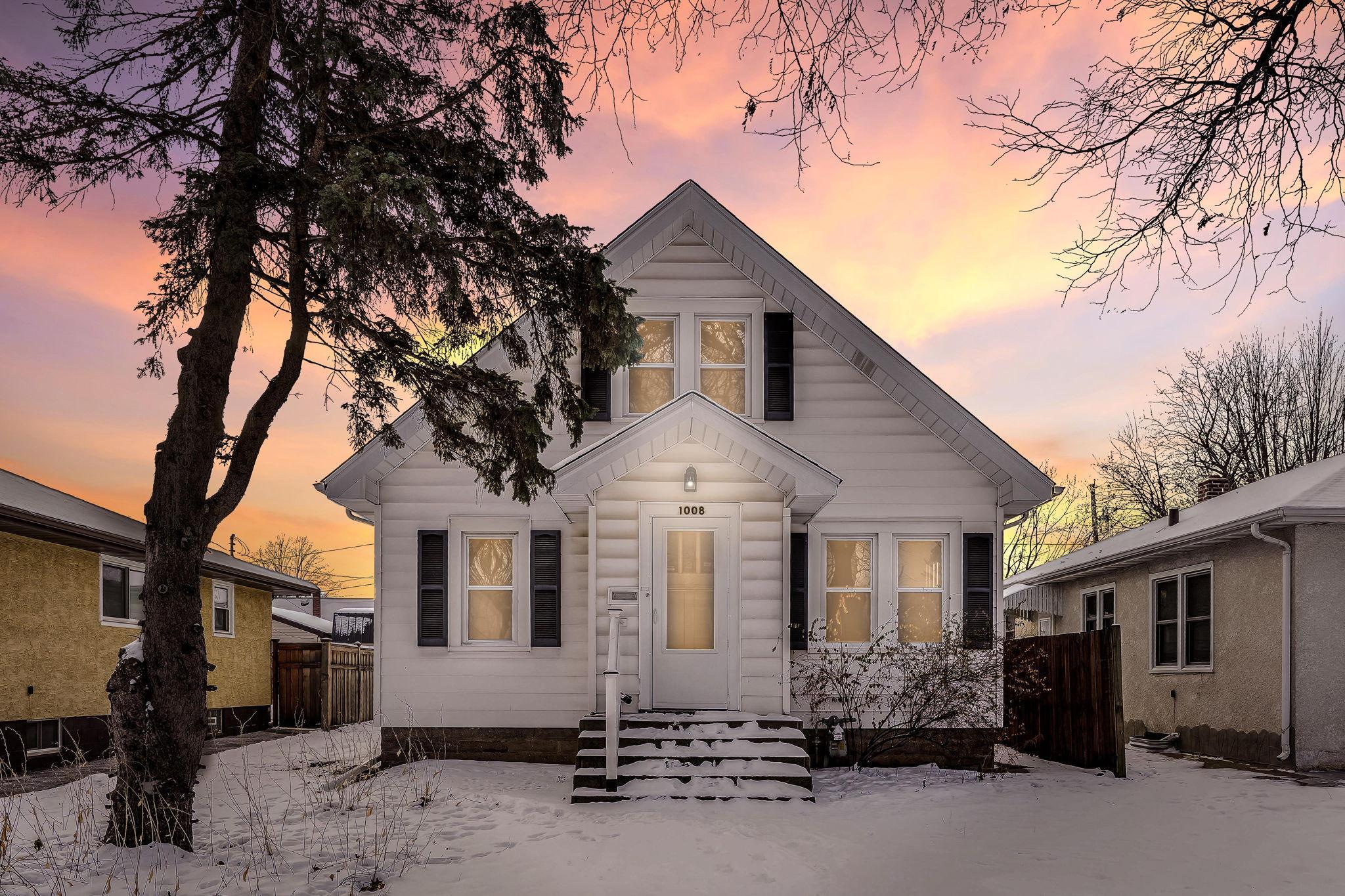 1008 Scheffer Avenue, Saint Paul MN 55102