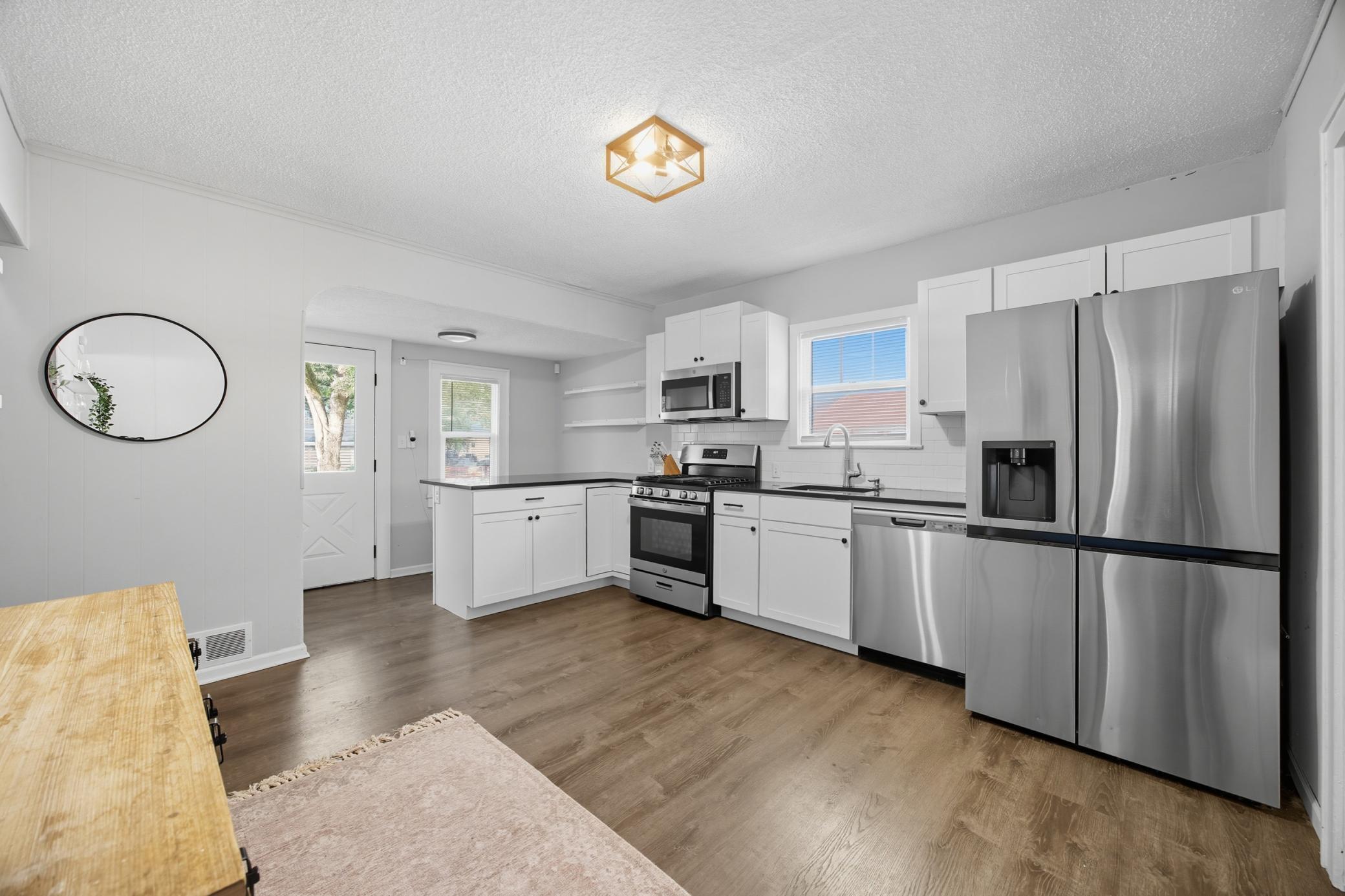 4921 Penn Avenue N, Minneapolis MN 55430