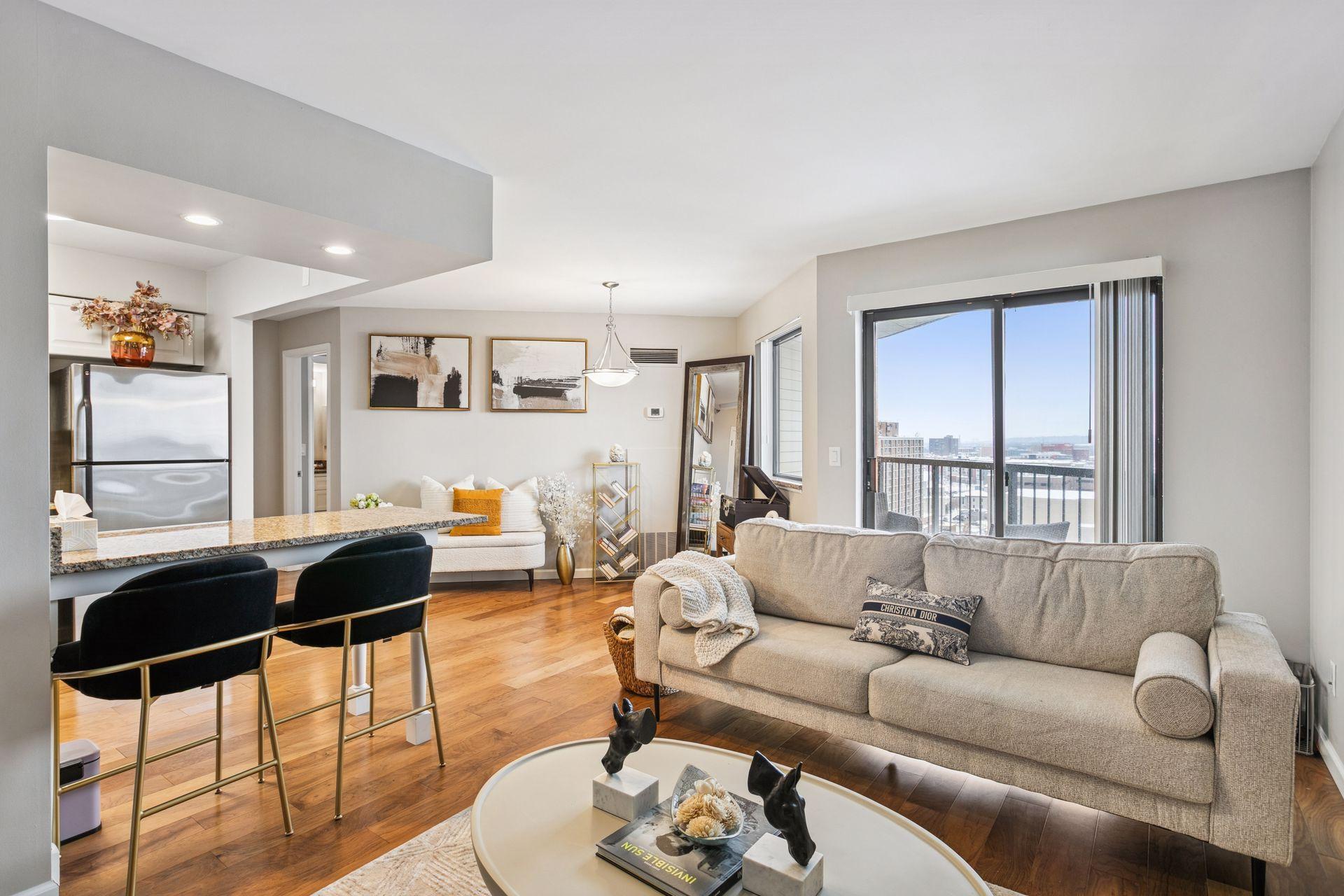 78 10th Street E Unit 1710, Saint Paul MN 55101