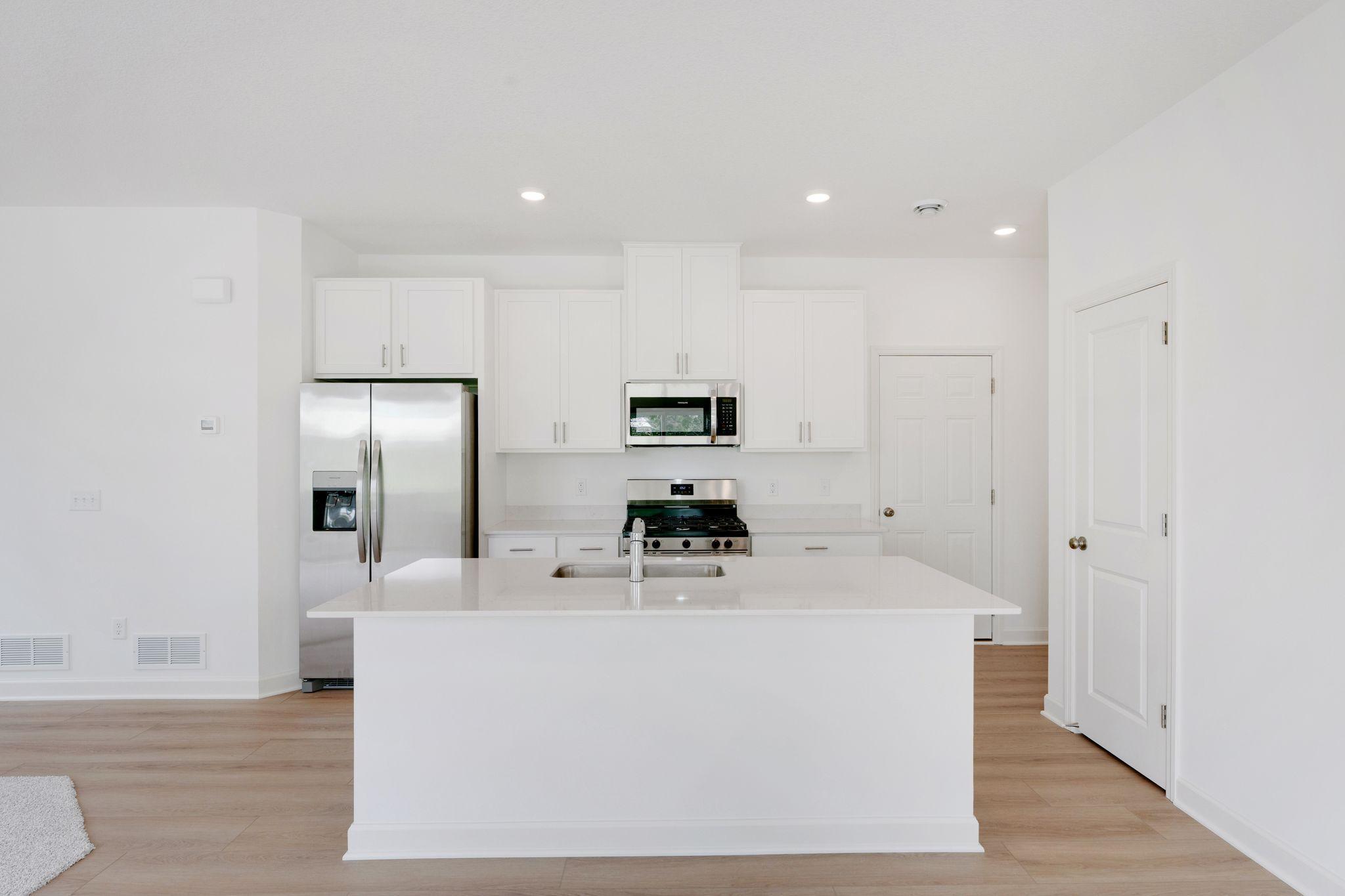 11064 203rd Street W, Lakeville MN 55044