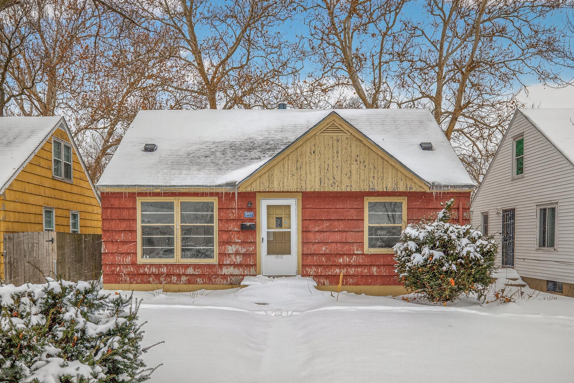 5027 Emerson Avenue N, Minneapolis MN 55430