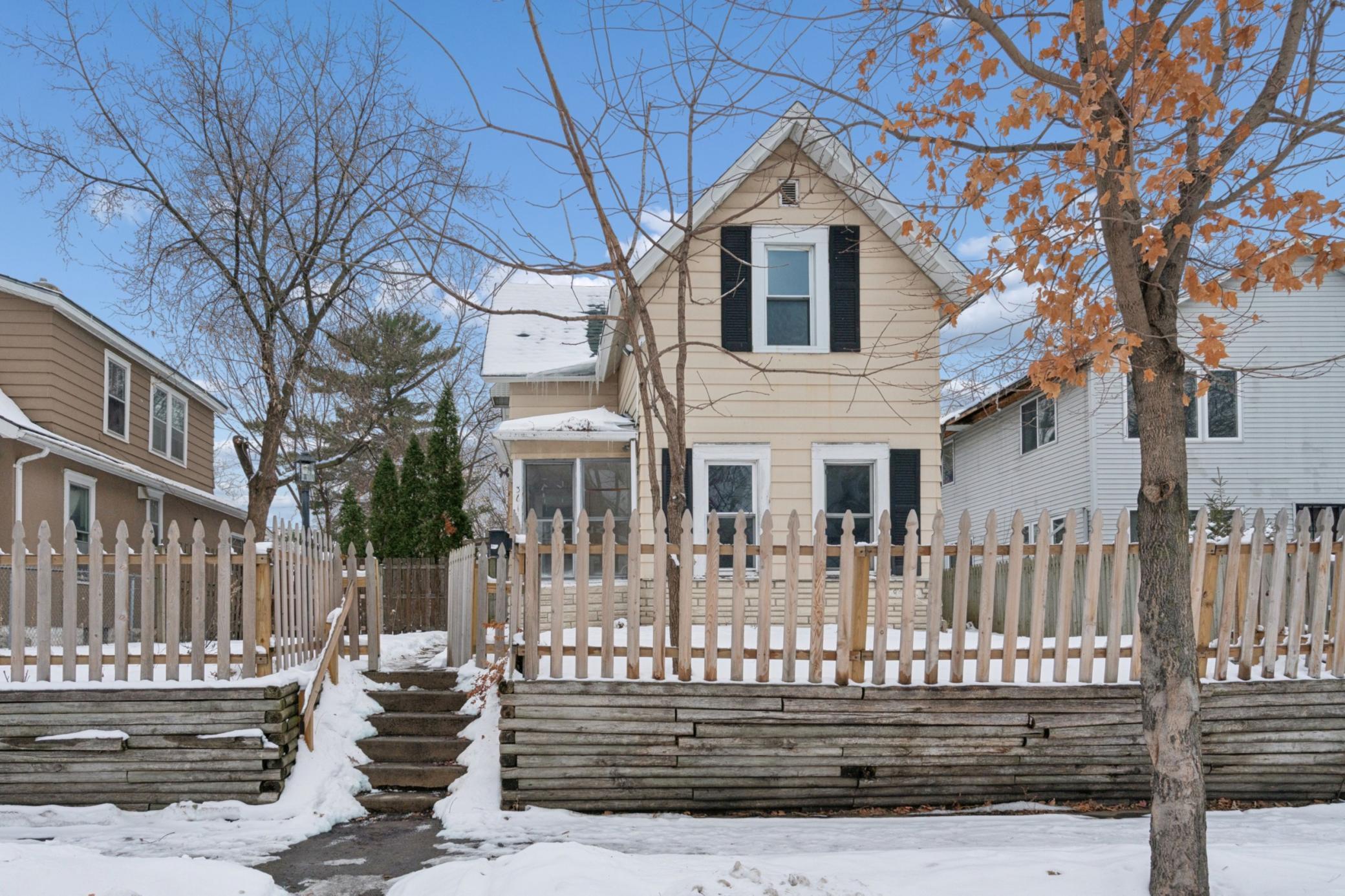 3611 Queen Avenue N, Minneapolis MN 55412