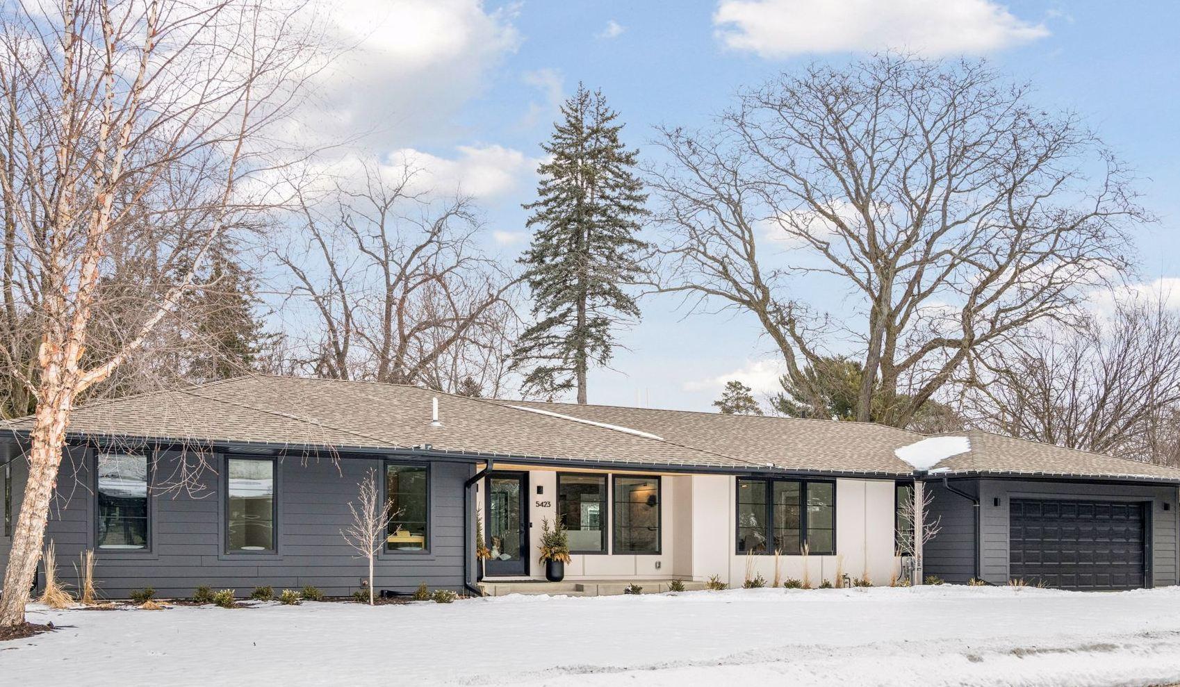 5423 Highwood Drive W, Edina MN 55436