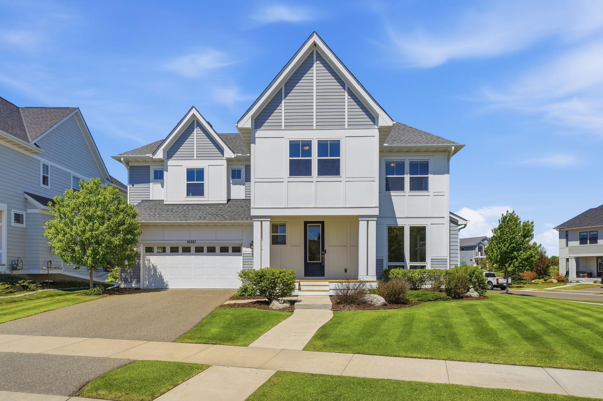 16221 Duskwood Trail, Lakeville MN 55044