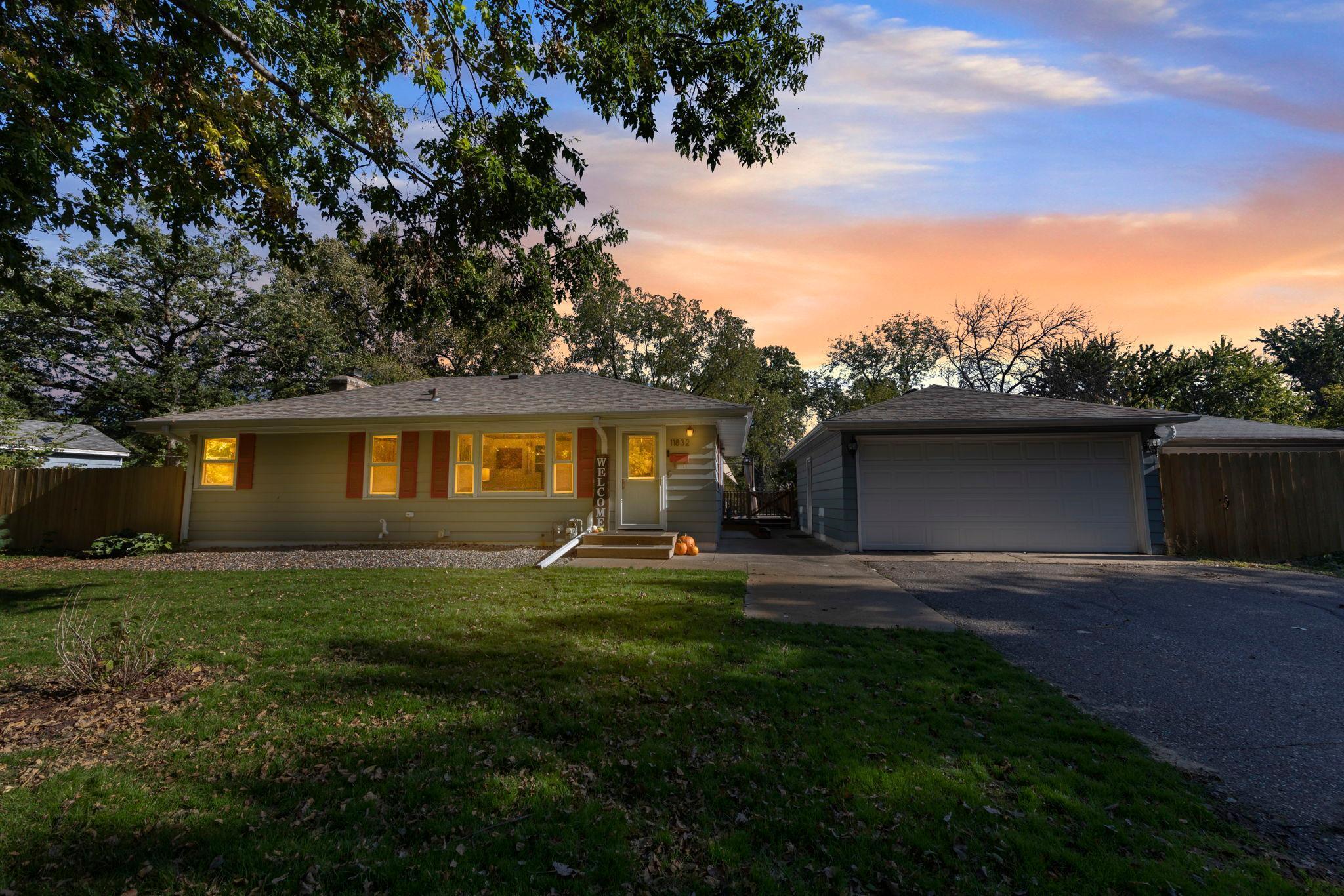 11832 Crawford Road W, Minnetonka MN 55343