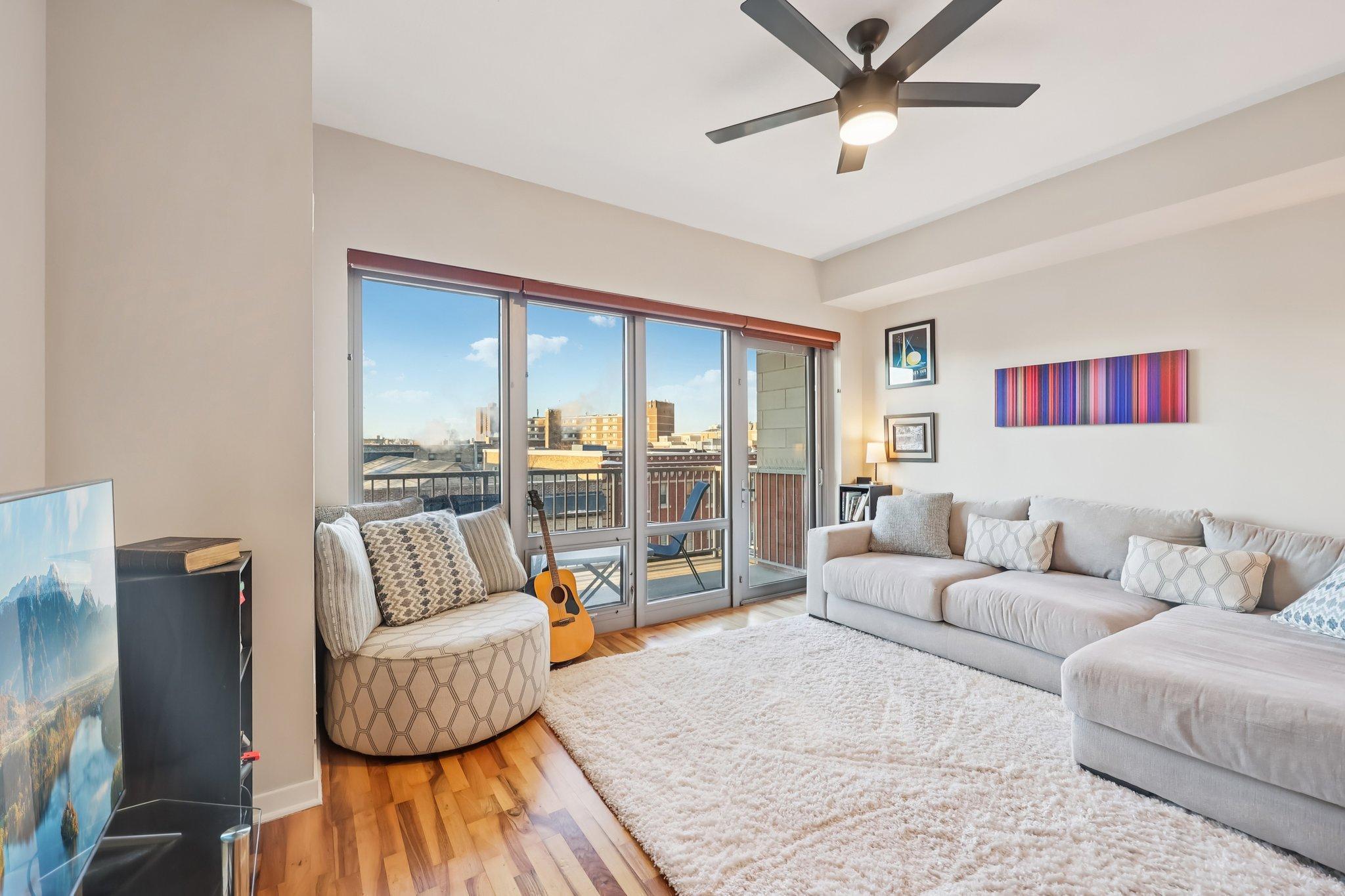 929 Portland Avenue Unit 410, Minneapolis MN 55404