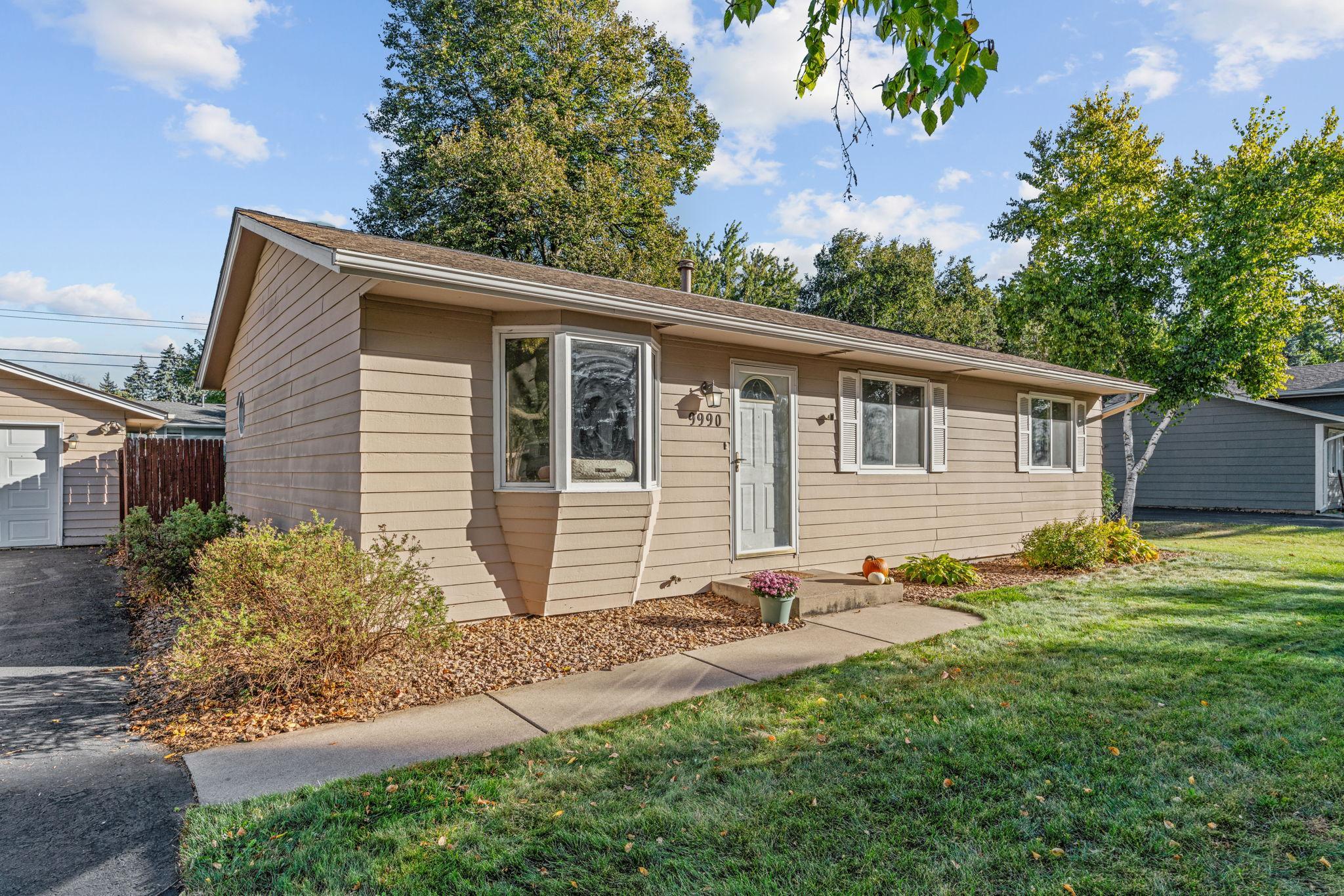 9990 99th Avenue N, Maple Grove MN 55369