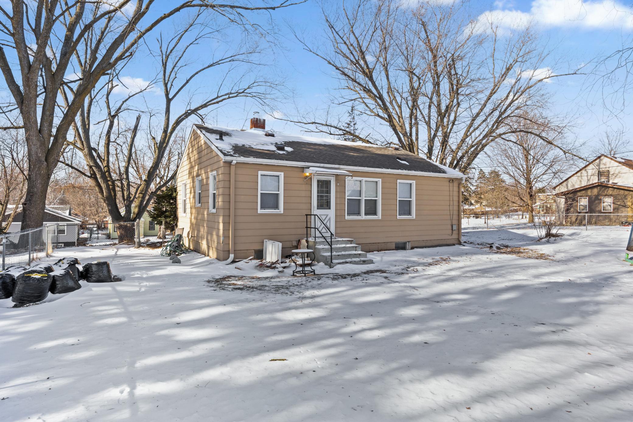 1594 Albemarle Street, Saint Paul MN 55117