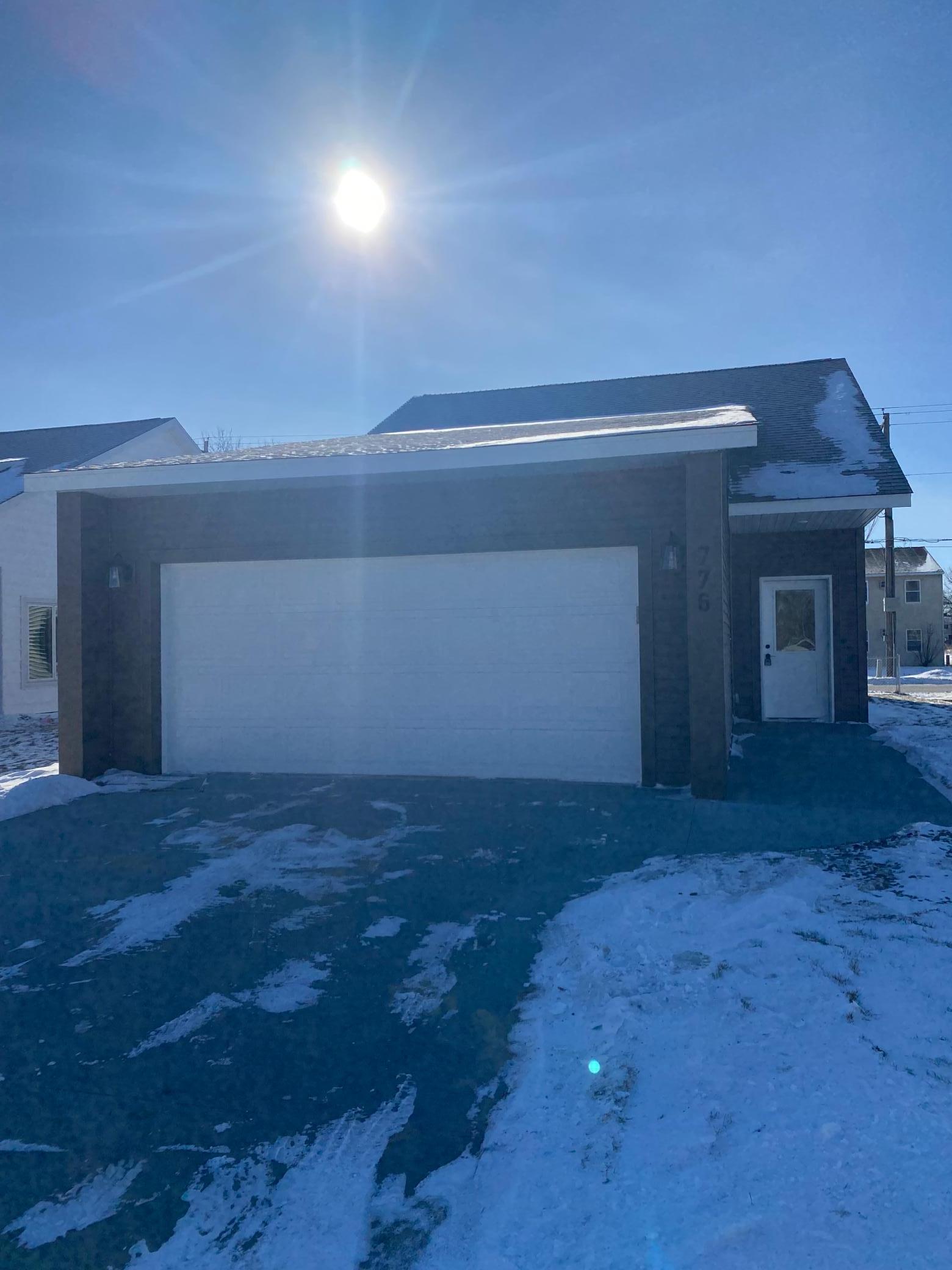 776 Neville Court SE, Rochester MN 55904