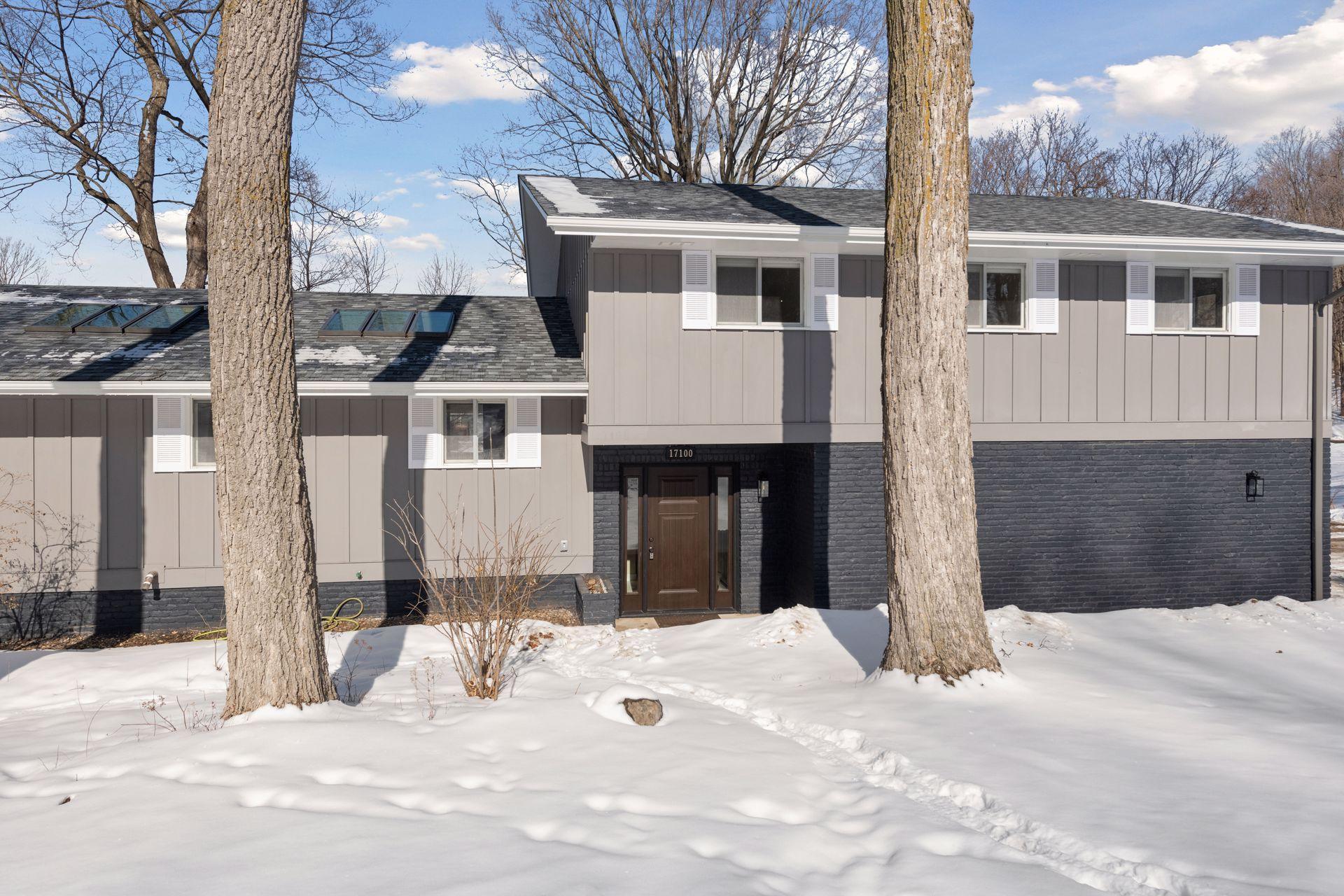 17100 Hampton Court, Minnetonka MN 55345