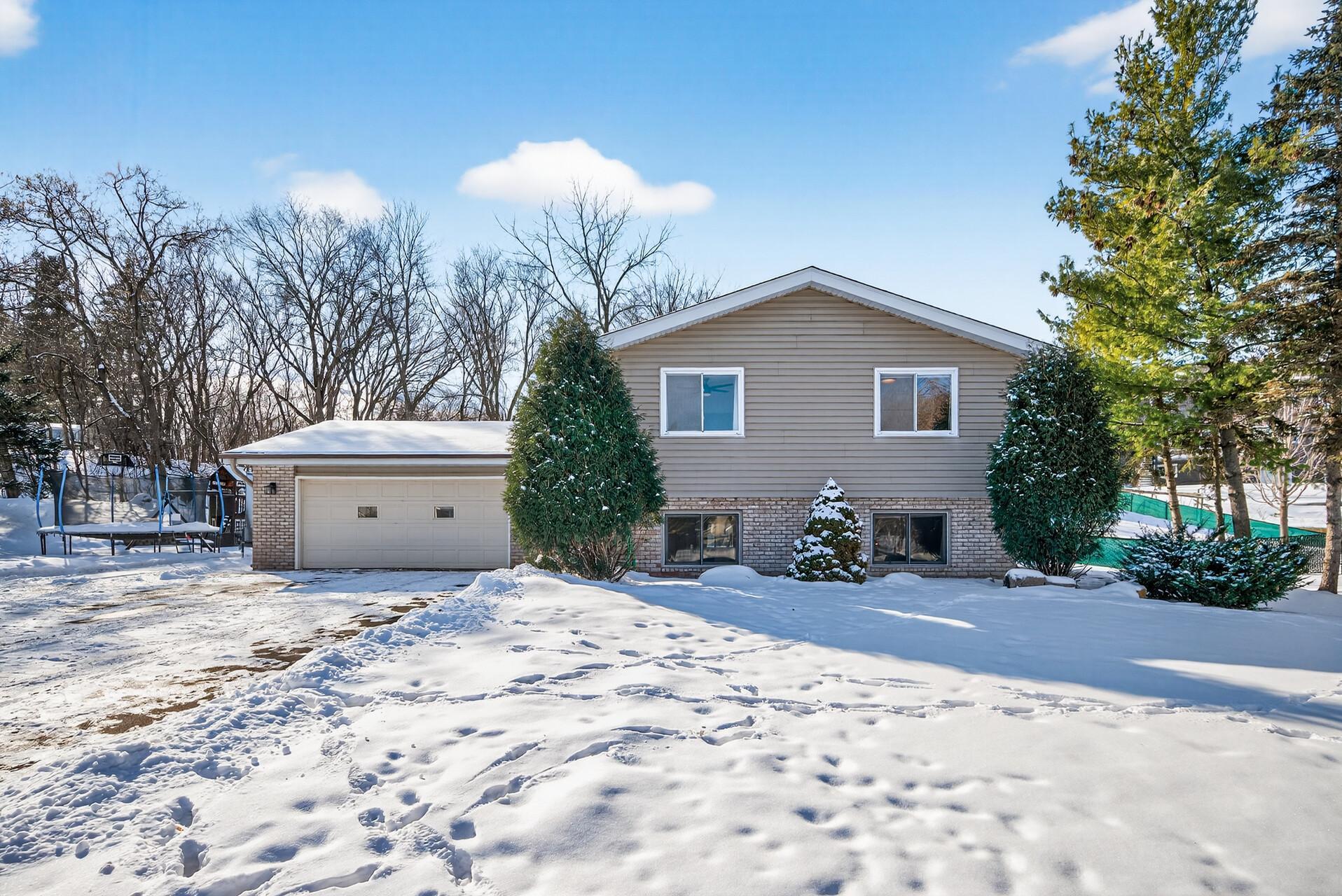 13521 Dan Patch Drive, Savage MN 55378