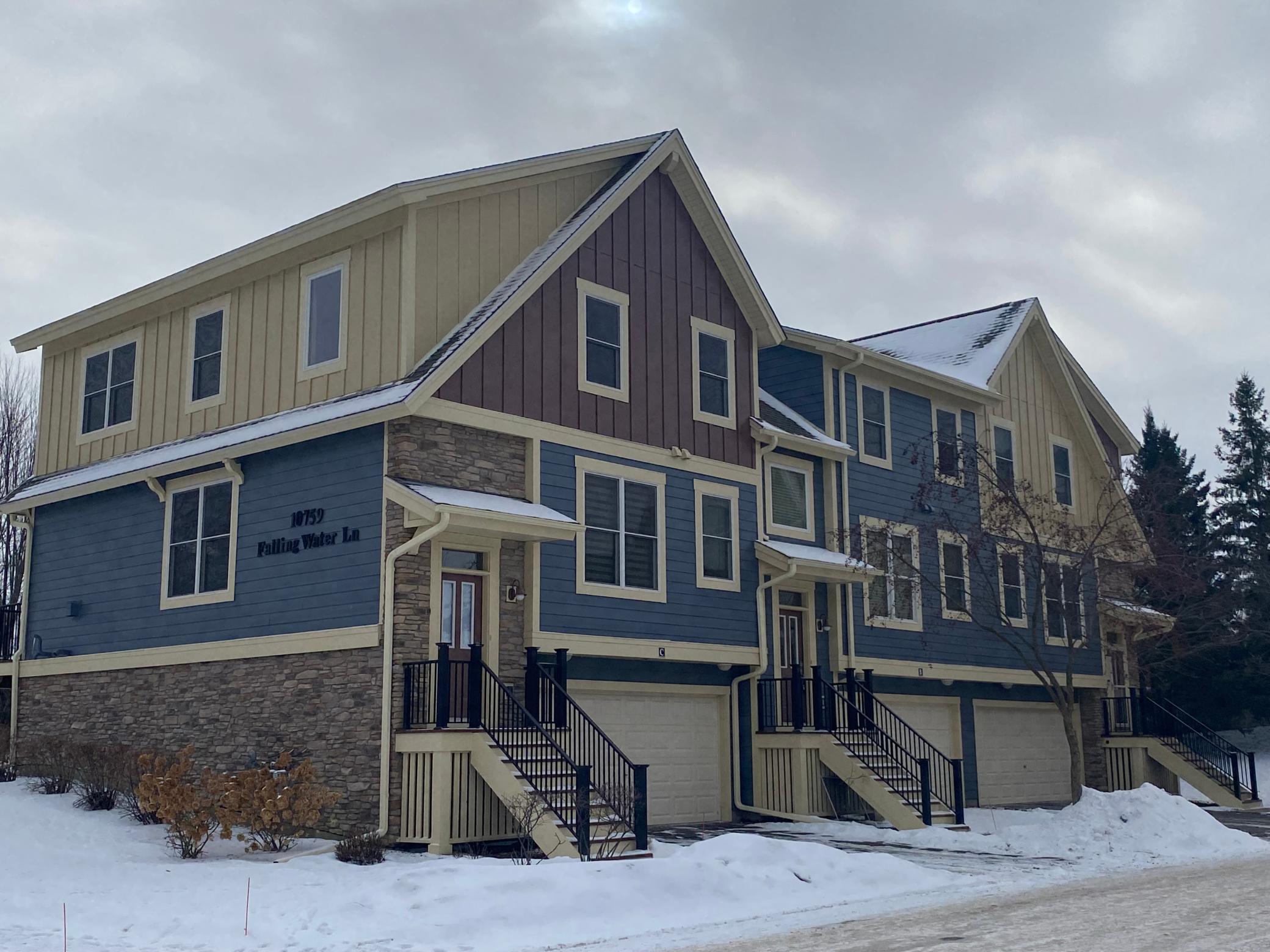 10759 Falling Water Lane Unit B, Woodbury MN 55129